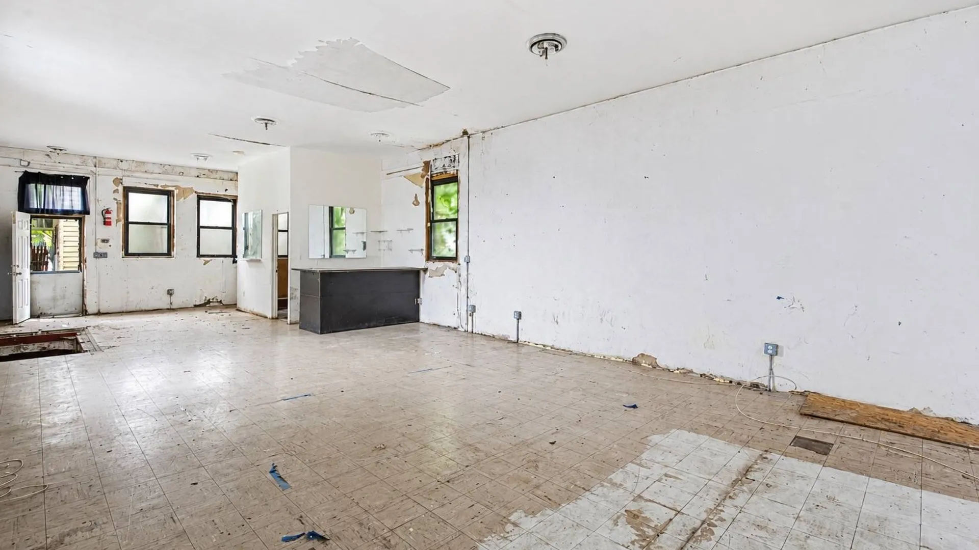 Property at 2221 Utica Ave, Brooklyn, NY 11234 12