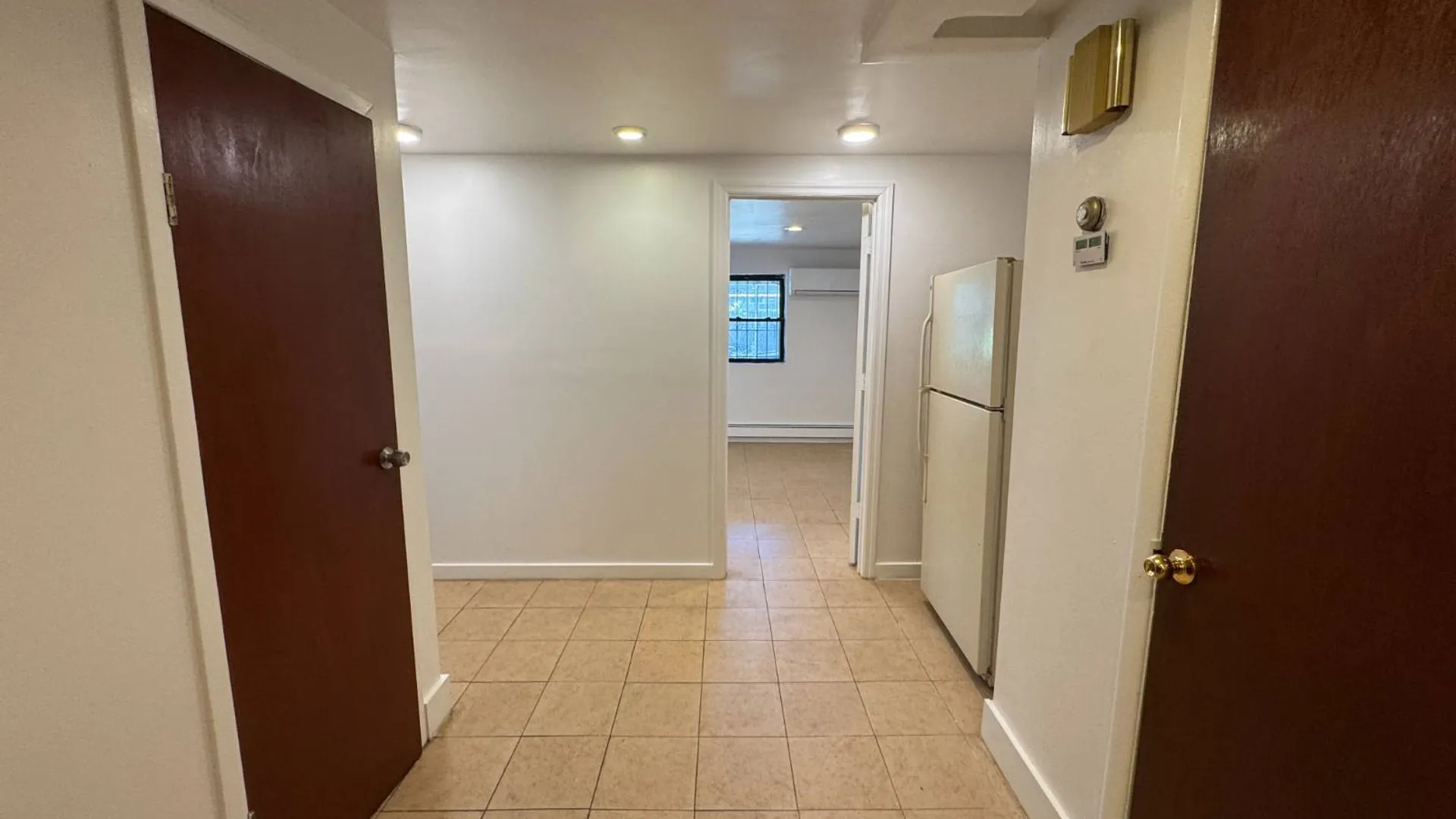 Property at 914 Pierce Ave, Bronx, NY 10462 10