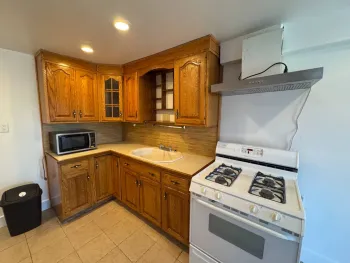 Property at 914 Pierce Ave, Bronx, NY 10462