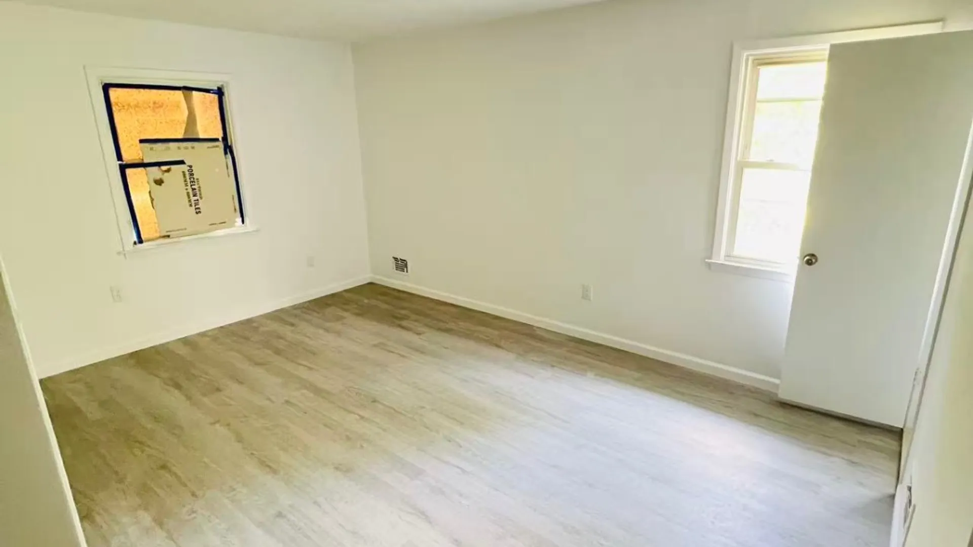 Property at 57-24 Cloverdale Blvd, Bayside, NY 11364 8
