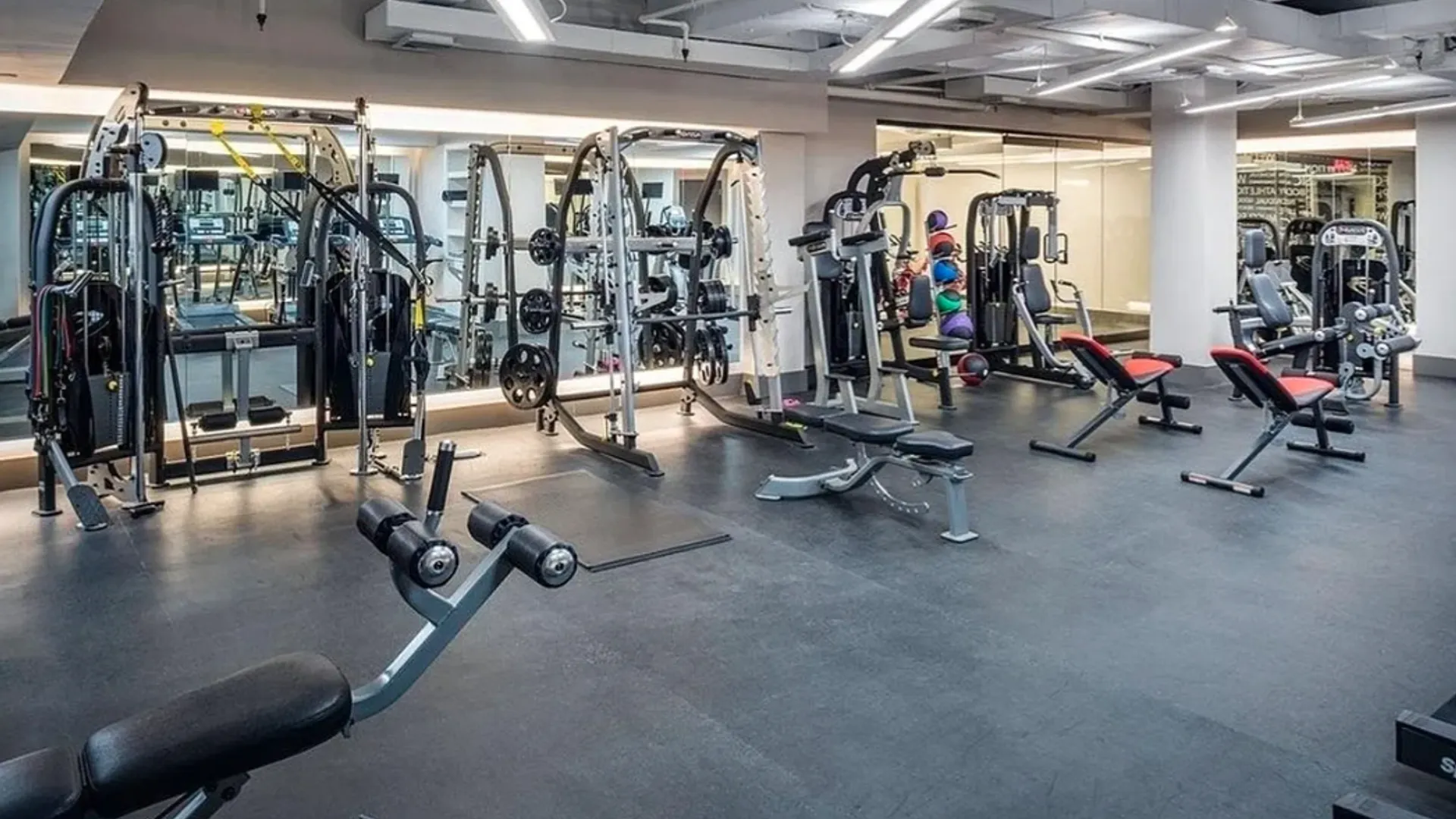 Property at 416 West 52nd Street, New York, NY 10019 6