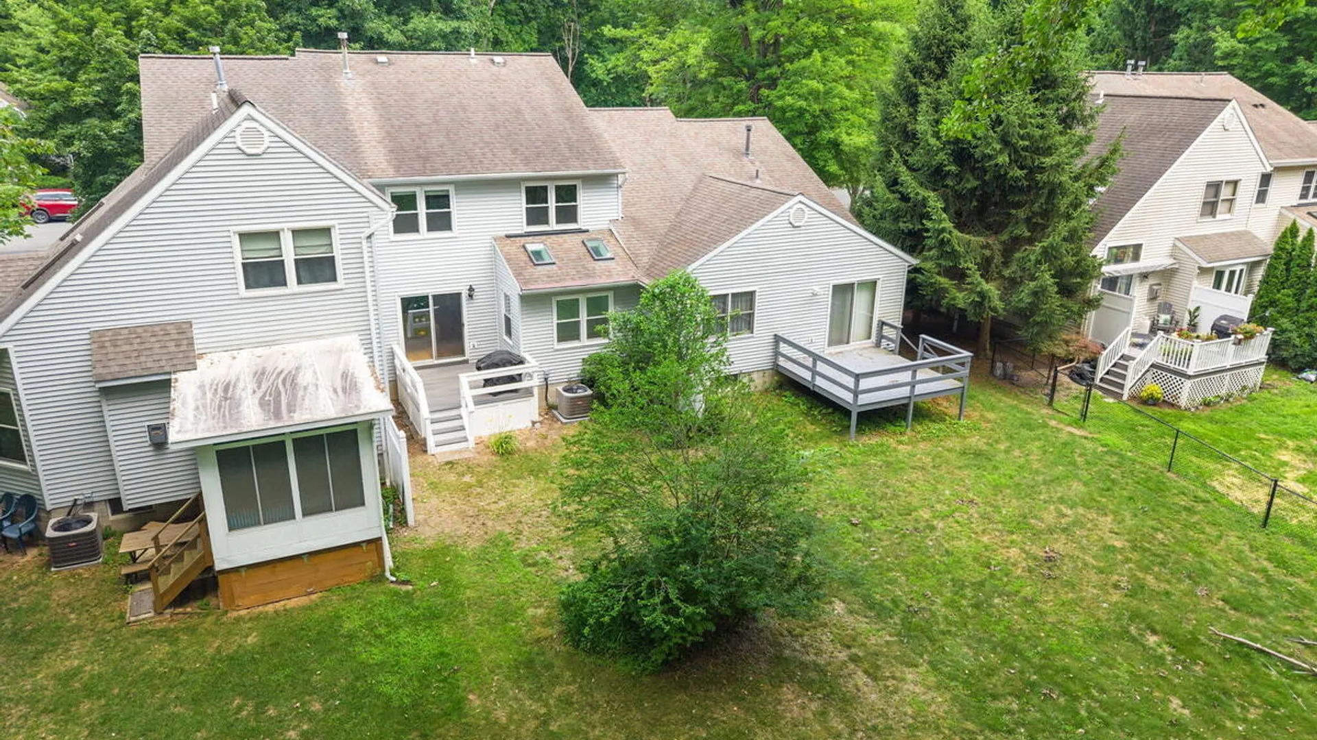 Property at 41 Westbury Court, Clifton Park, NY 12065 44