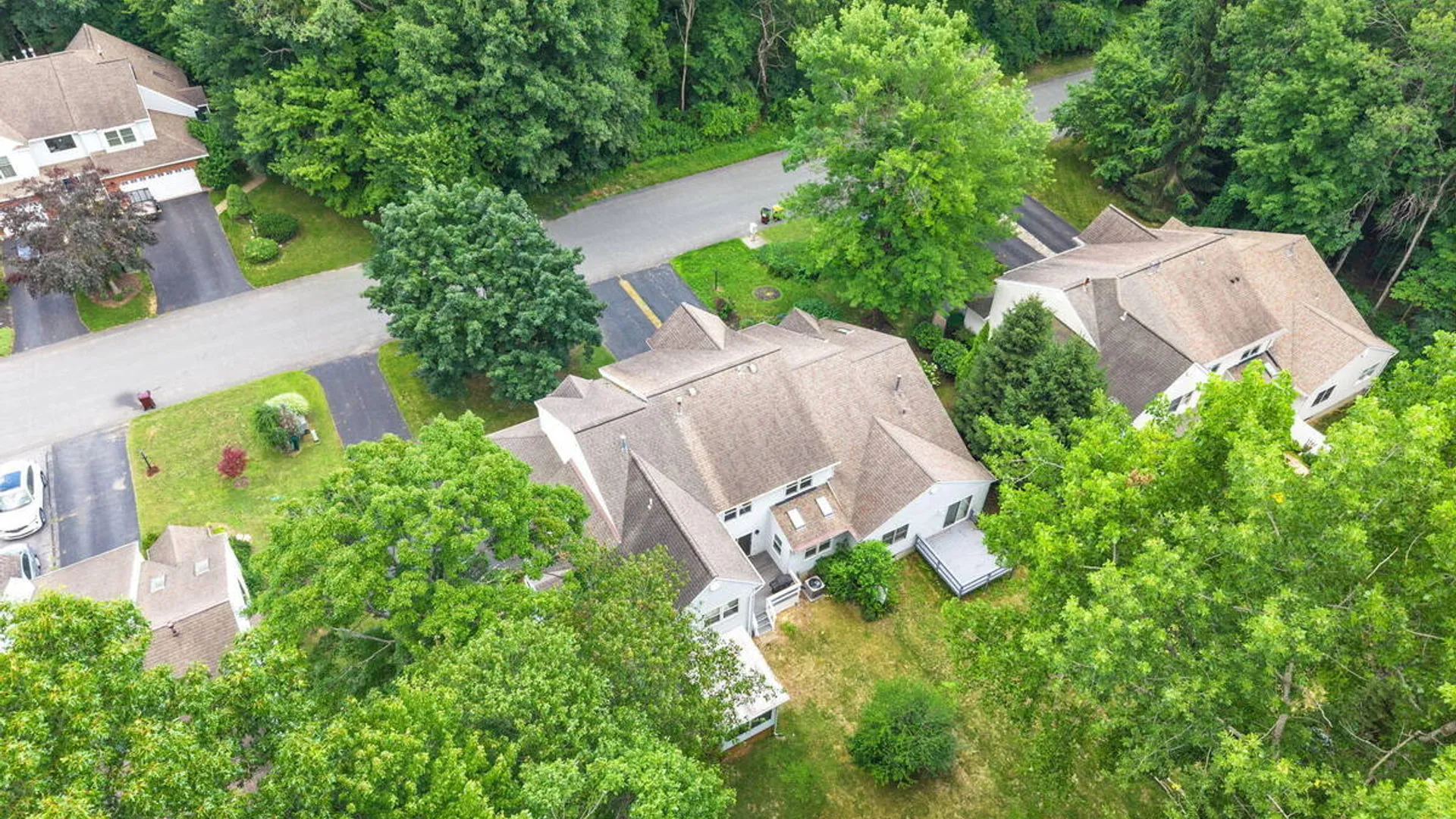 Property at 41 Westbury Court, Clifton Park, NY 12065 45