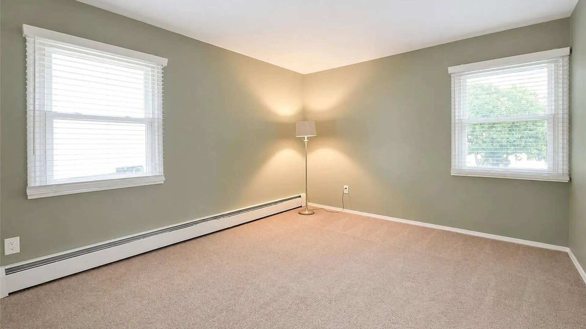 Property at 15 Seabrook Lane, Stony Brook, NY 11790 19