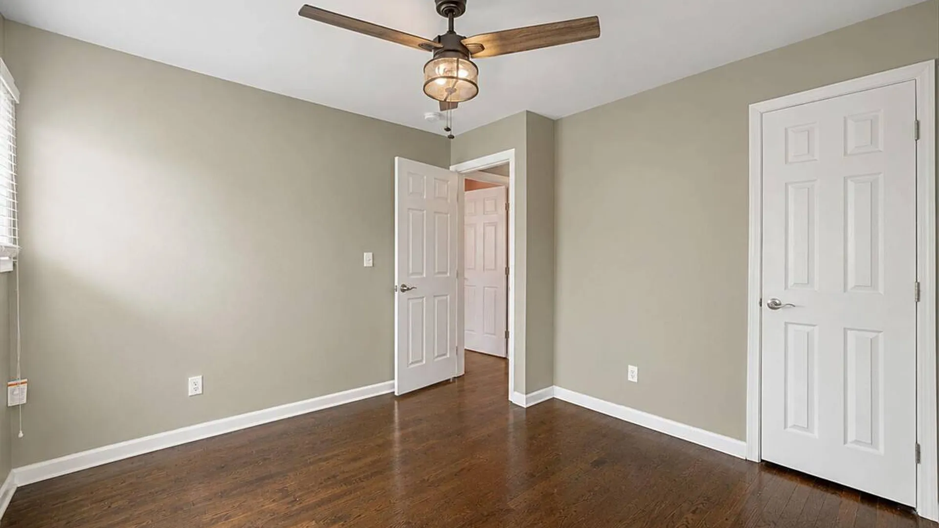 Property at 3010 Sipp Avenue, Medford, NY 11763 13