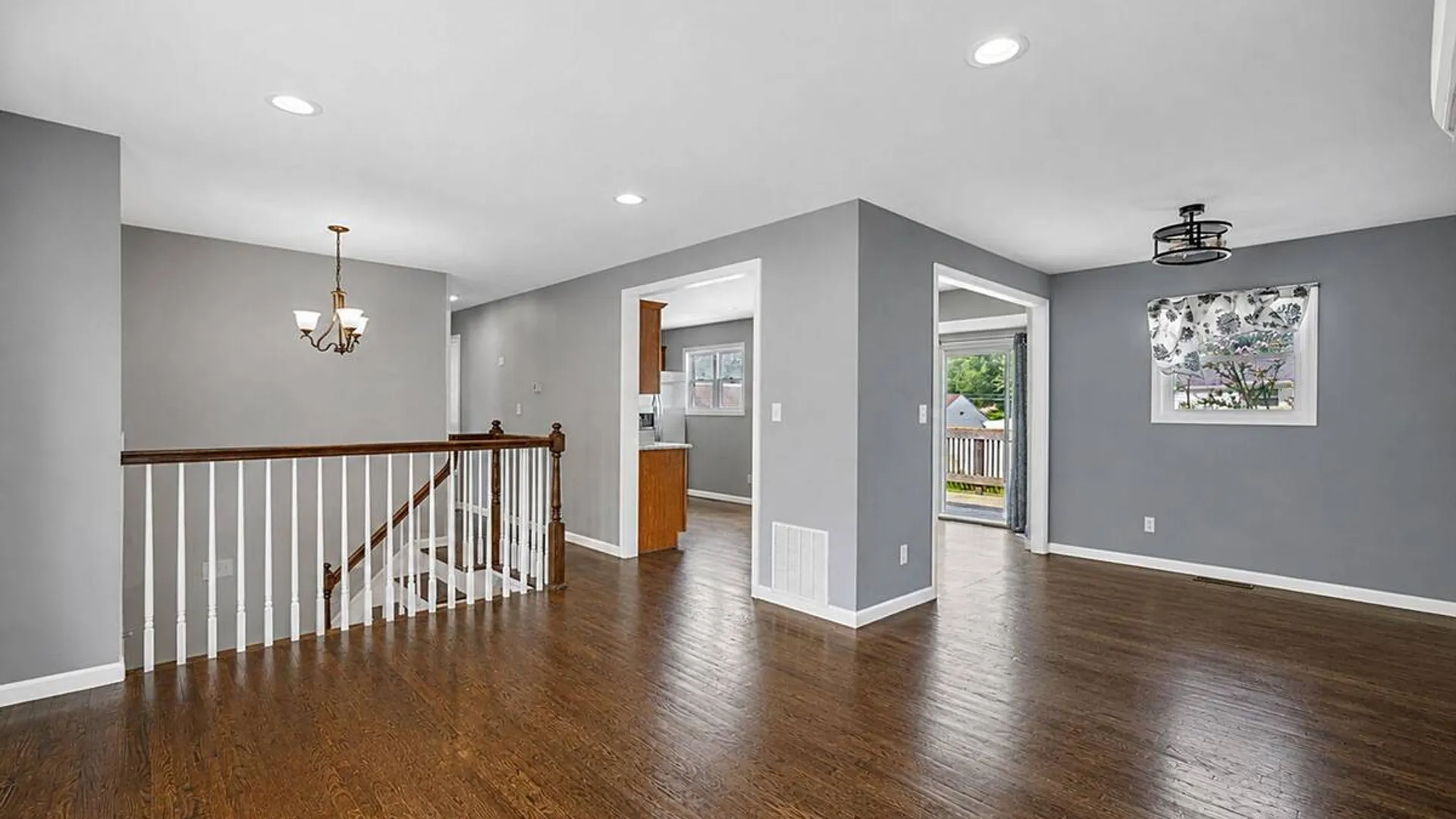 Property at 3010 Sipp Avenue, Medford, NY 11763 6