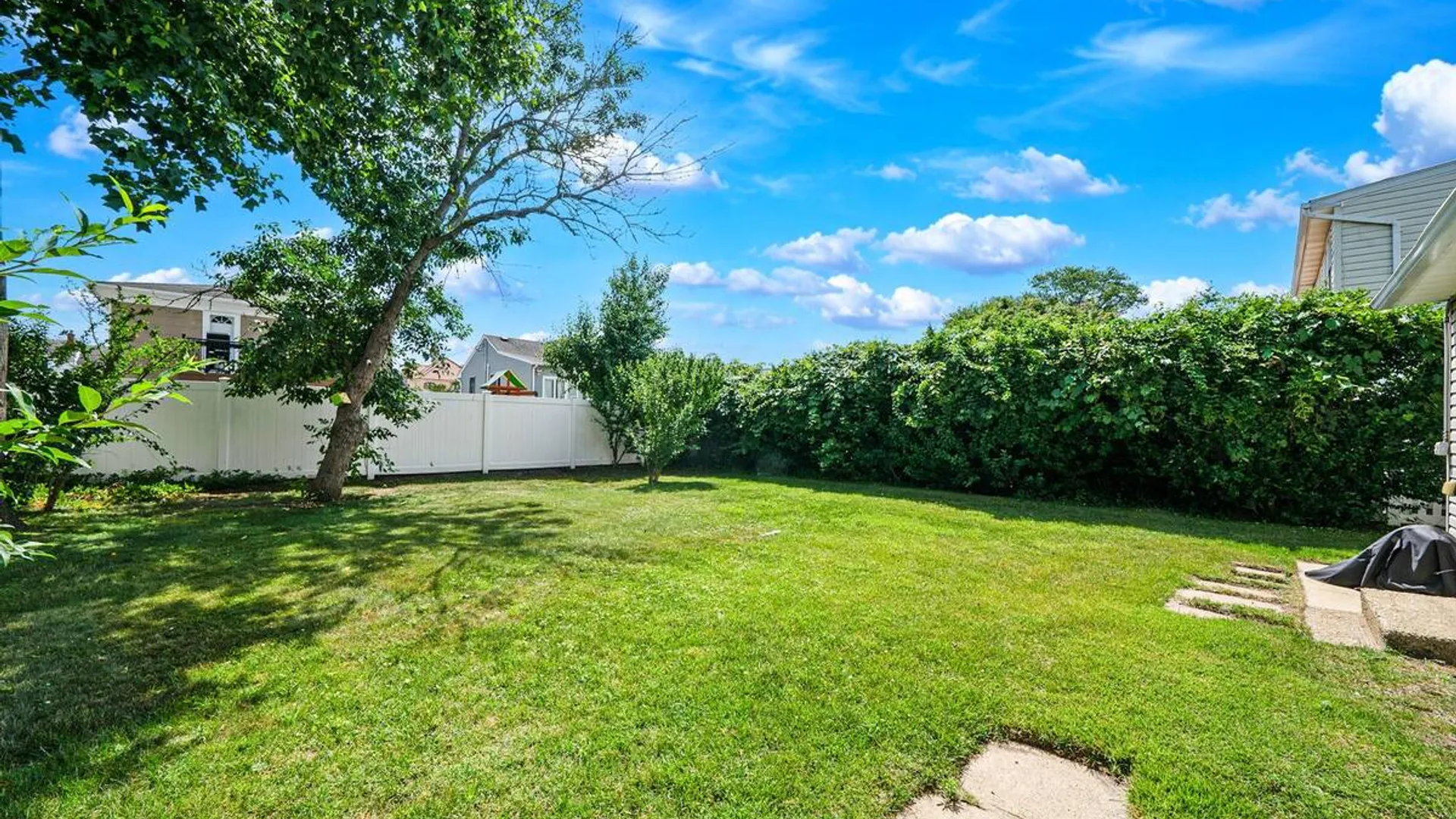 Property at 112 Franklin Place, Massapequa, NY 11758 7