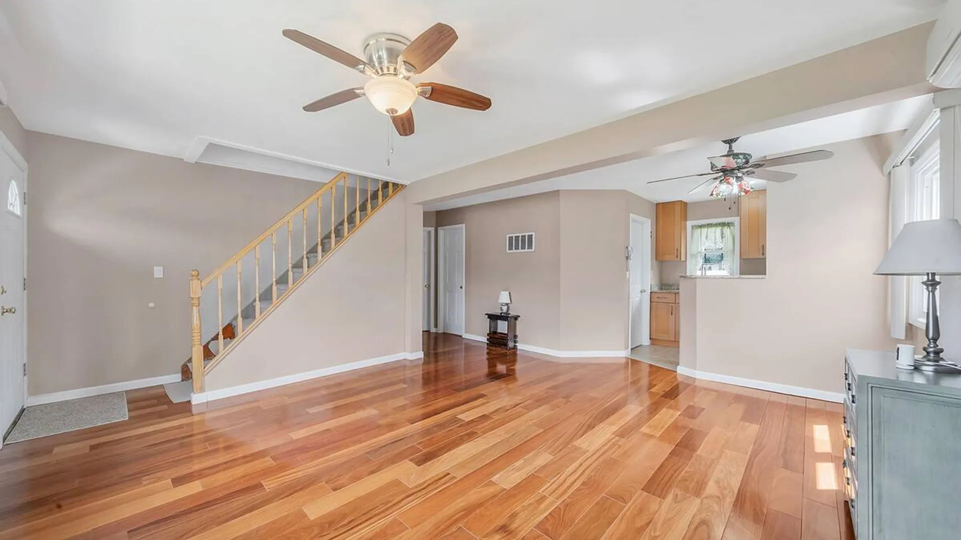 Property at 112 Franklin Place, Massapequa, NY 11758 10