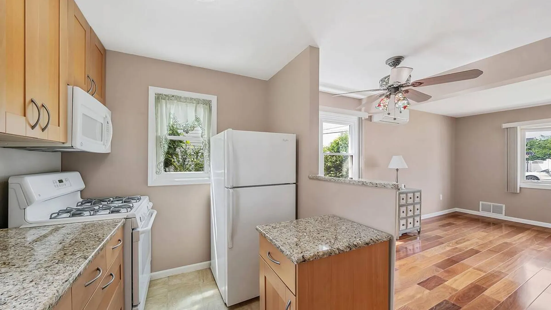 Property at 112 Franklin Place, Massapequa, NY 11758 12
