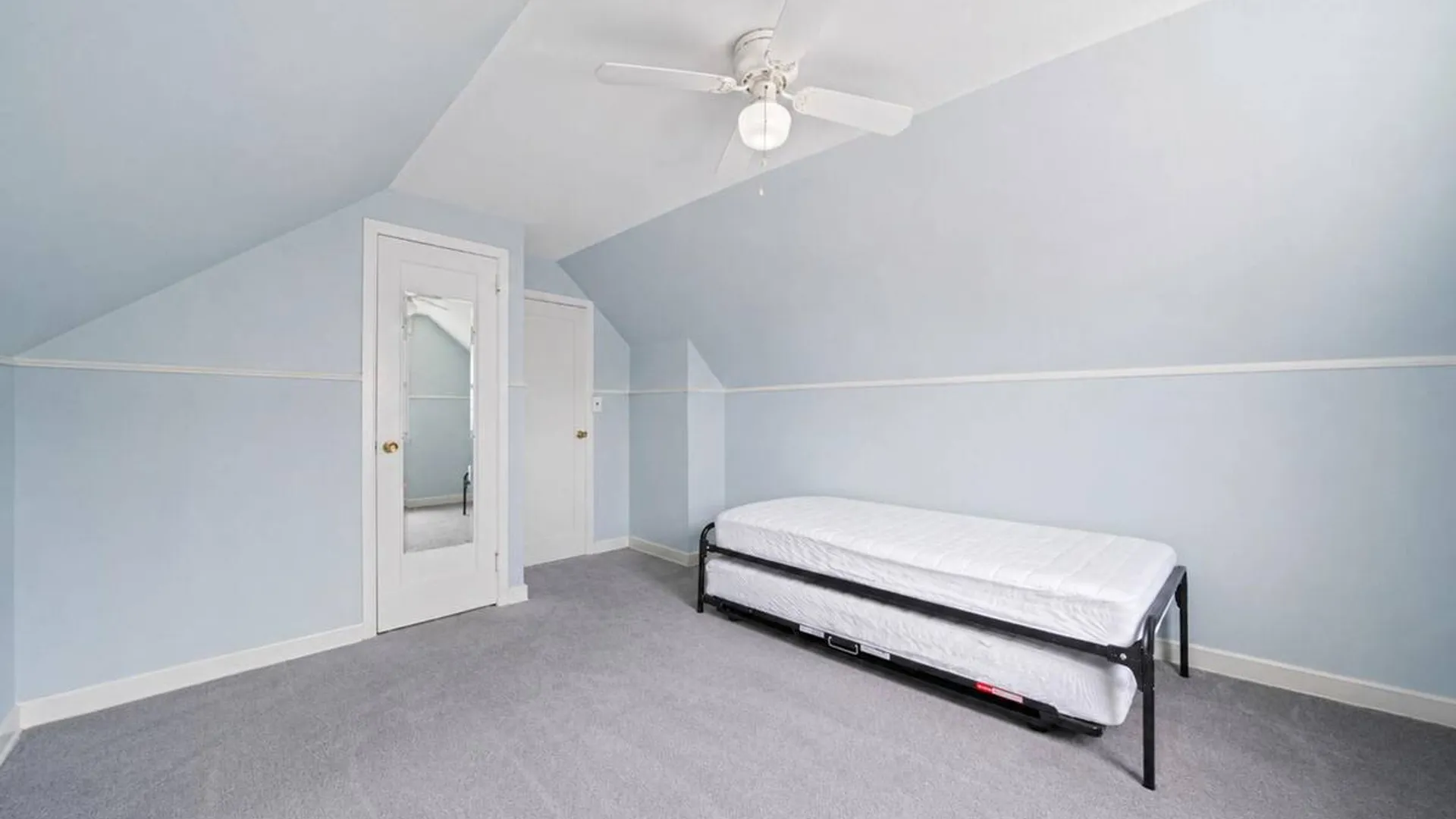 Property at 112 Franklin Place, Massapequa, NY 11758 20