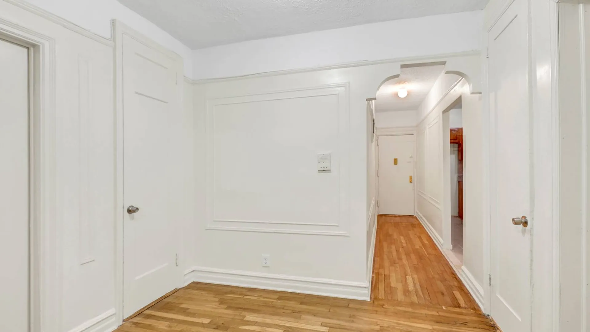 Property at 897 Empire Blvd, Brooklyn, NY 11213 4
