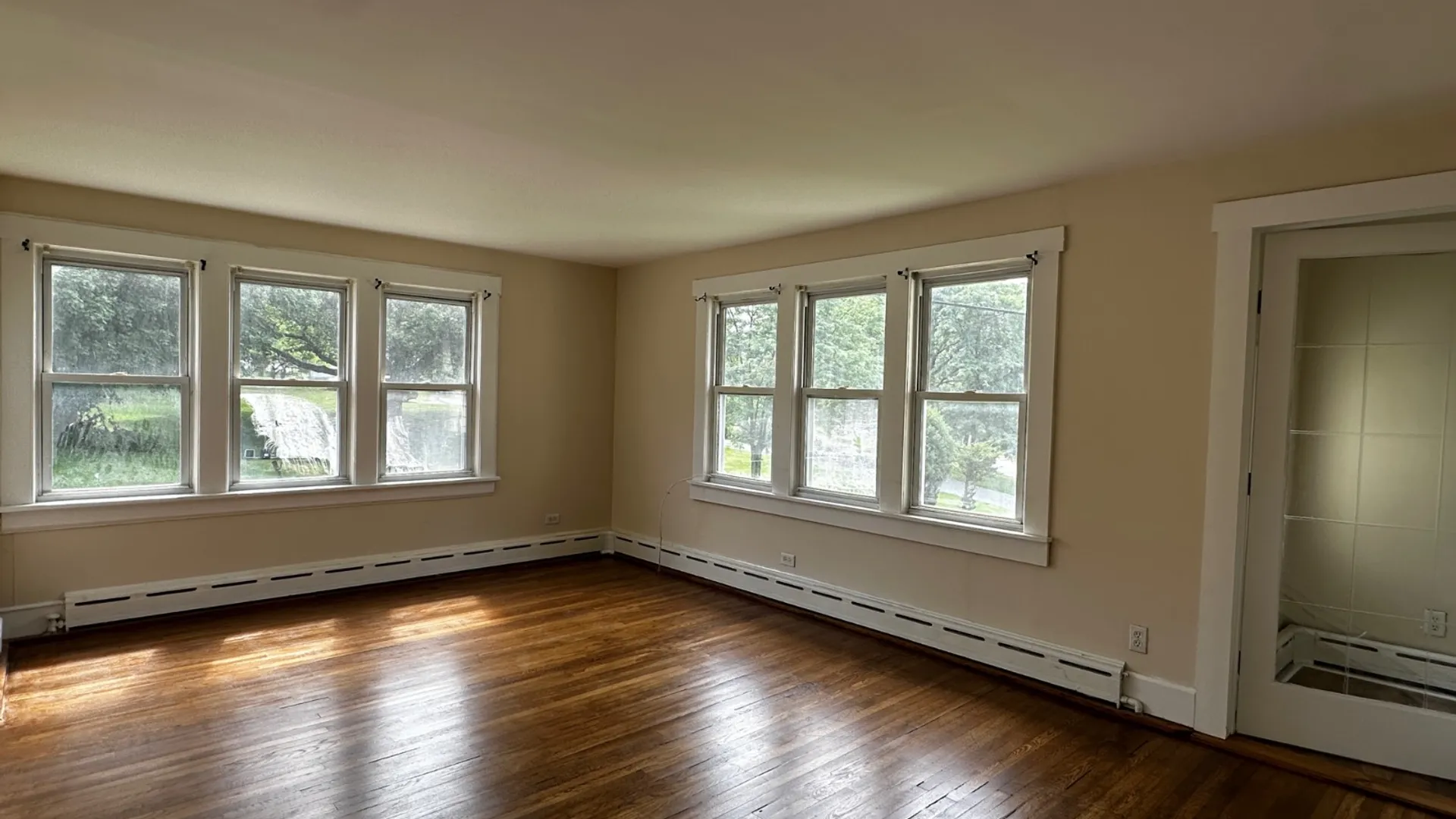 Property at 245-249 Lattintown Rd, Marlboro, NY 12542 4