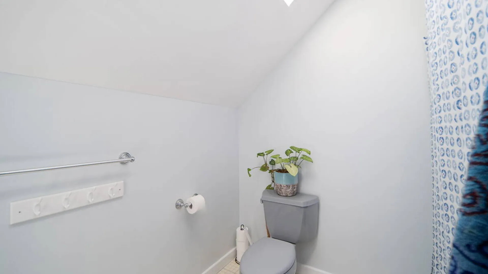 Property at 141 Pine Street, North Greenbush, NY 12144 37
