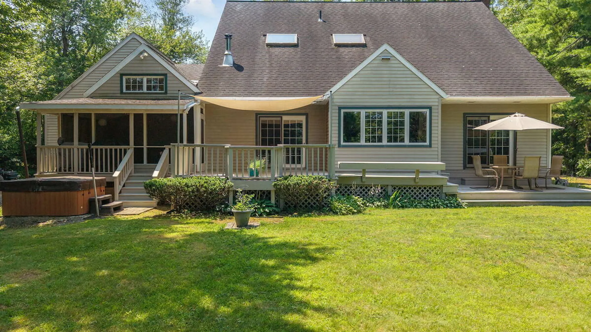 Property at 141 Pine Street, North Greenbush, NY 12144 63