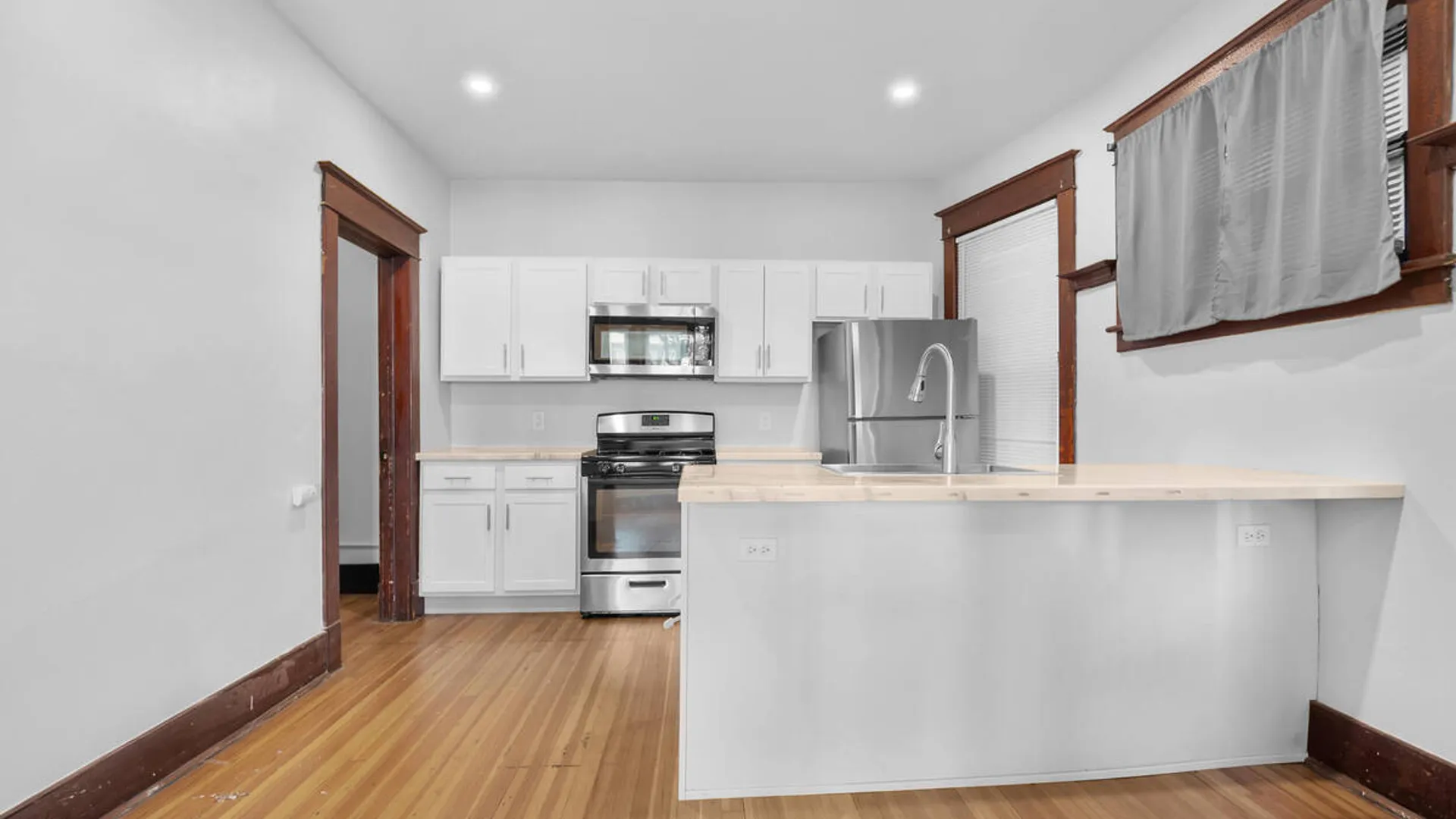 Property at 210 Myrtle Avenue, Albany, NY 12202 10