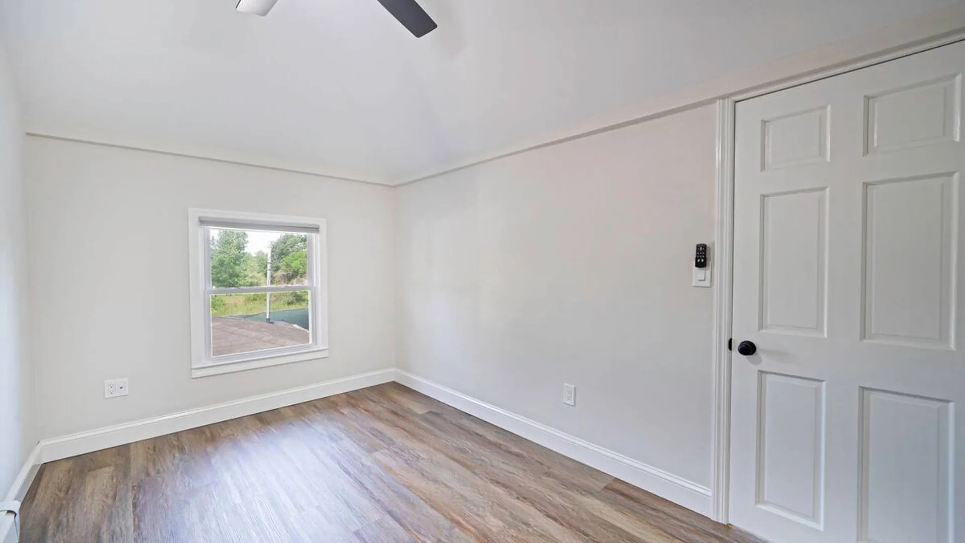 Property at 204 Blue Point Avenue, Blue Point, NY 11715 6