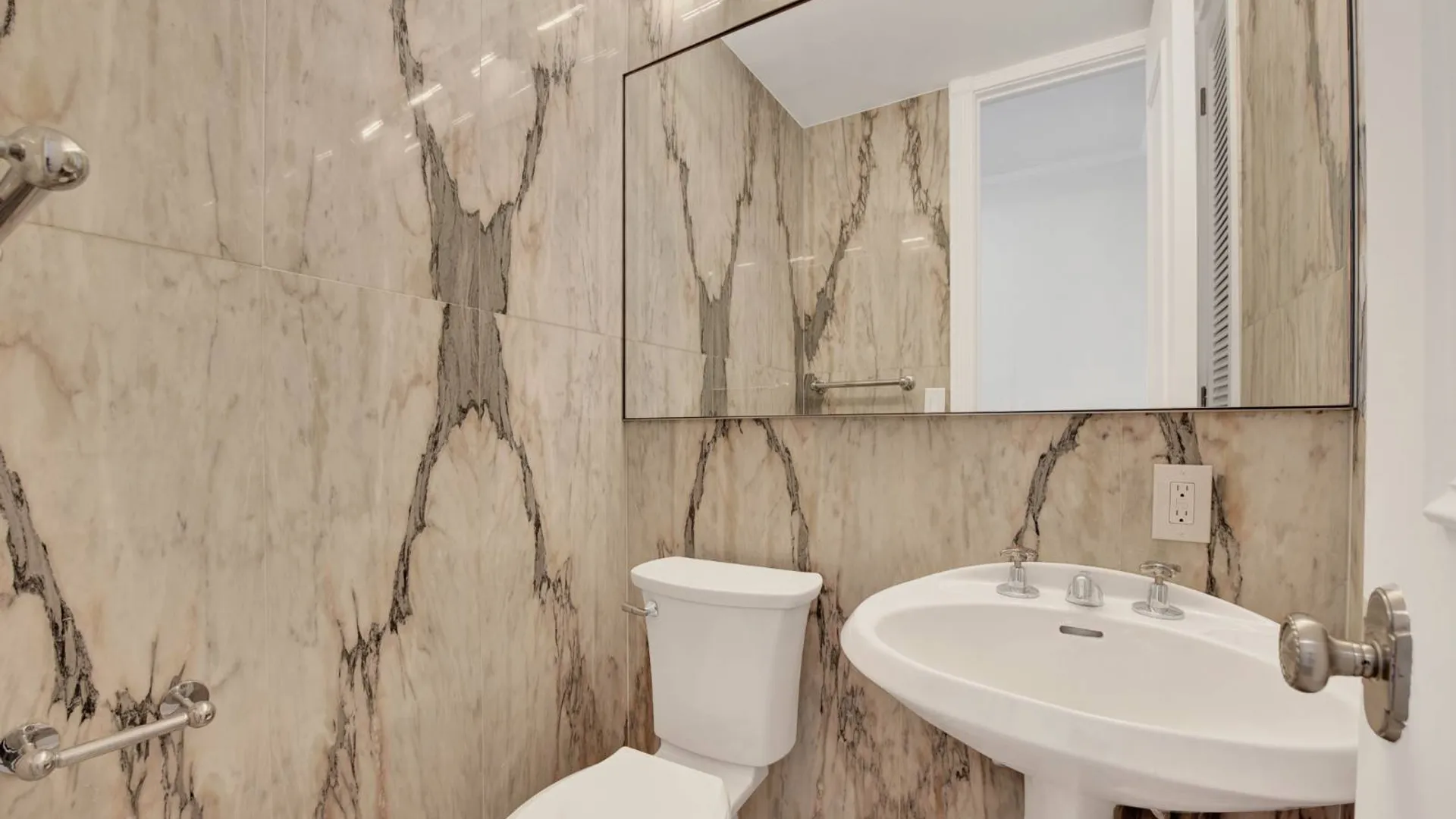 Property at 530 East 76th, New York, NY 10021 18