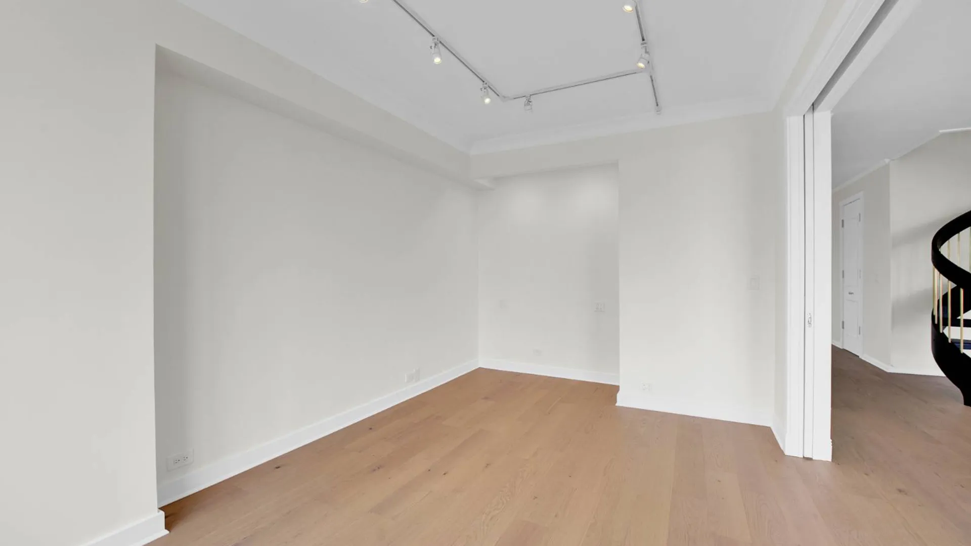 Property at 530 East 76th, New York, NY 10021 21
