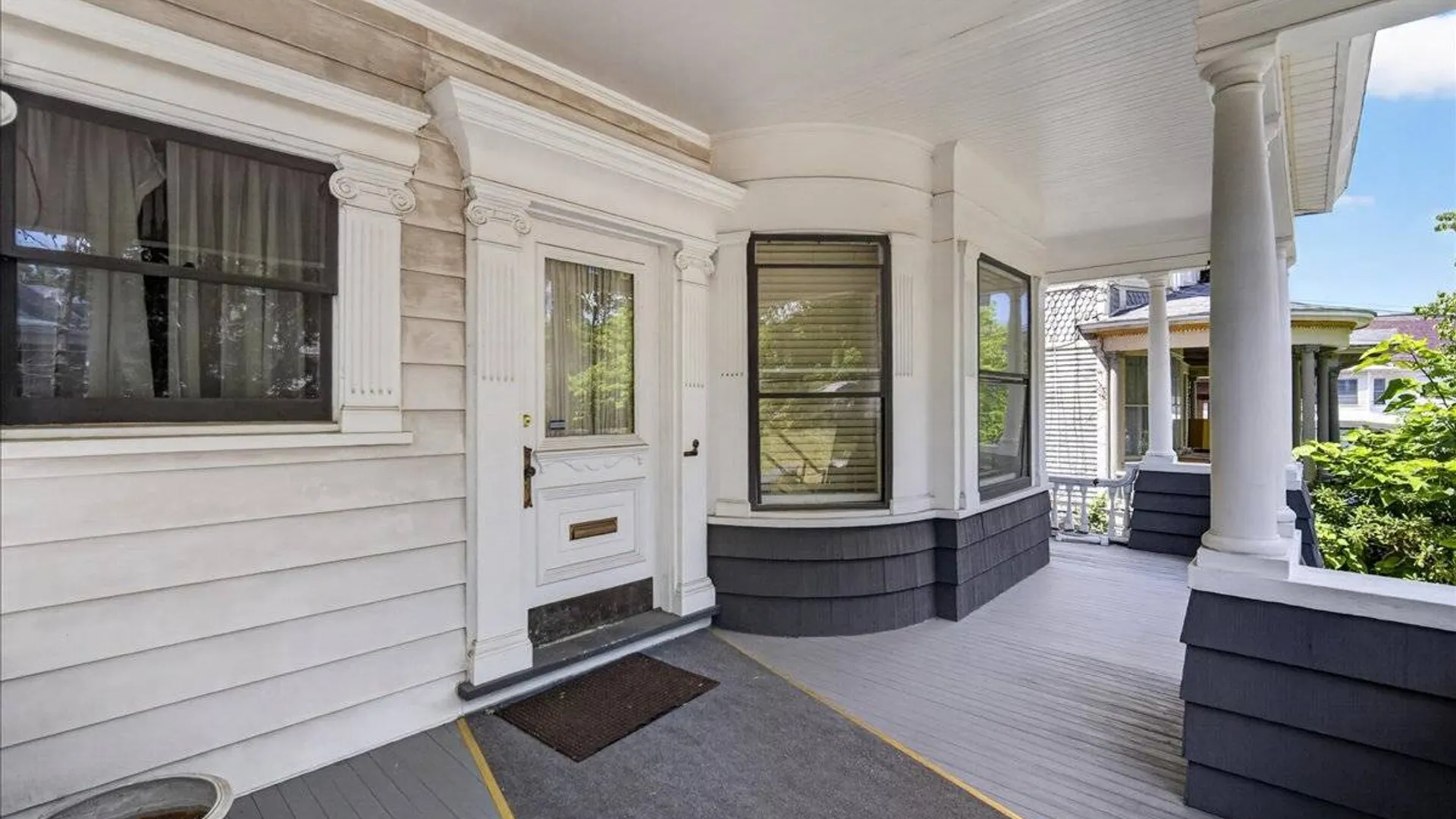 Property at 1006 Union St, Schenectady, NY 12308 2