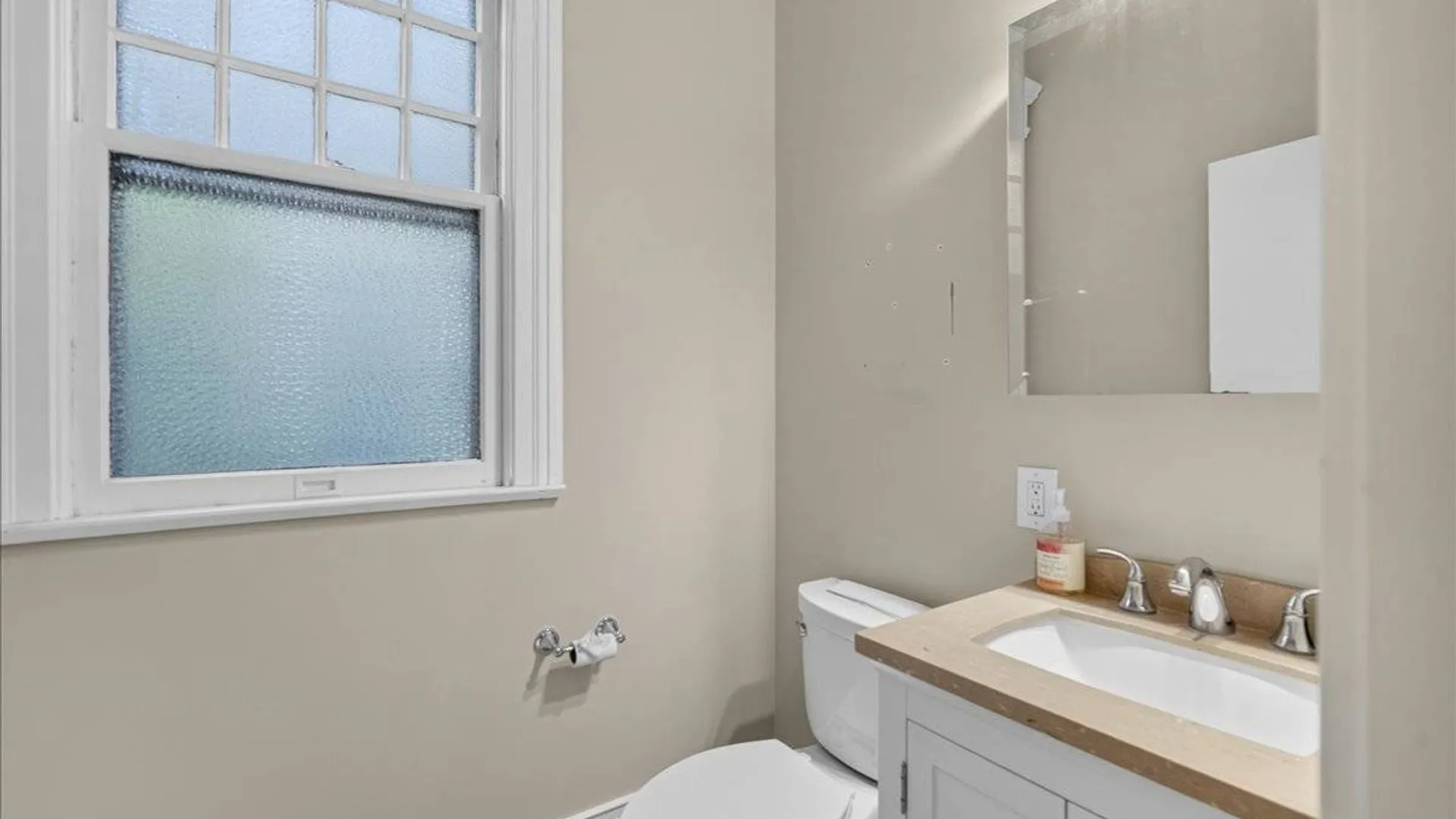 Property at 1006 Union St, Schenectady, NY 12308 18