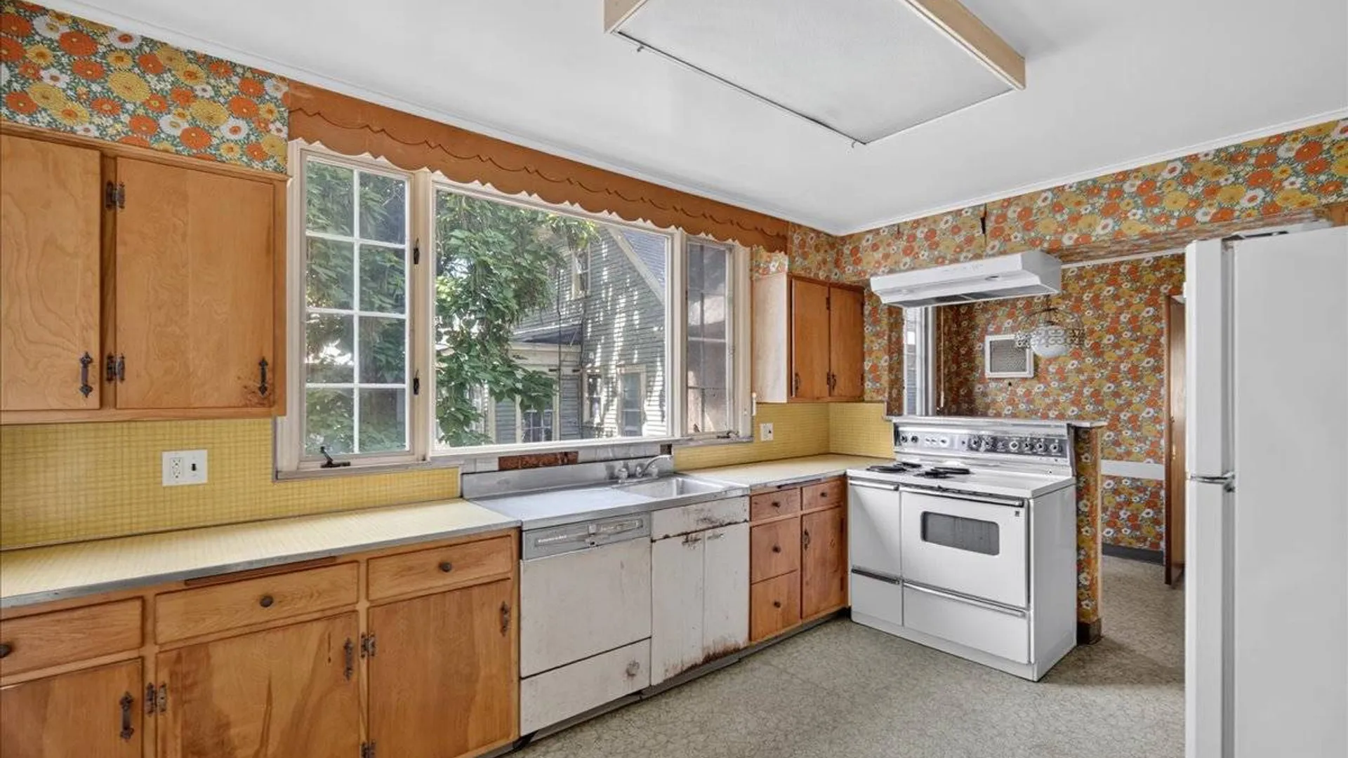 Property at 1006 Union St, Schenectady, NY 12308 39