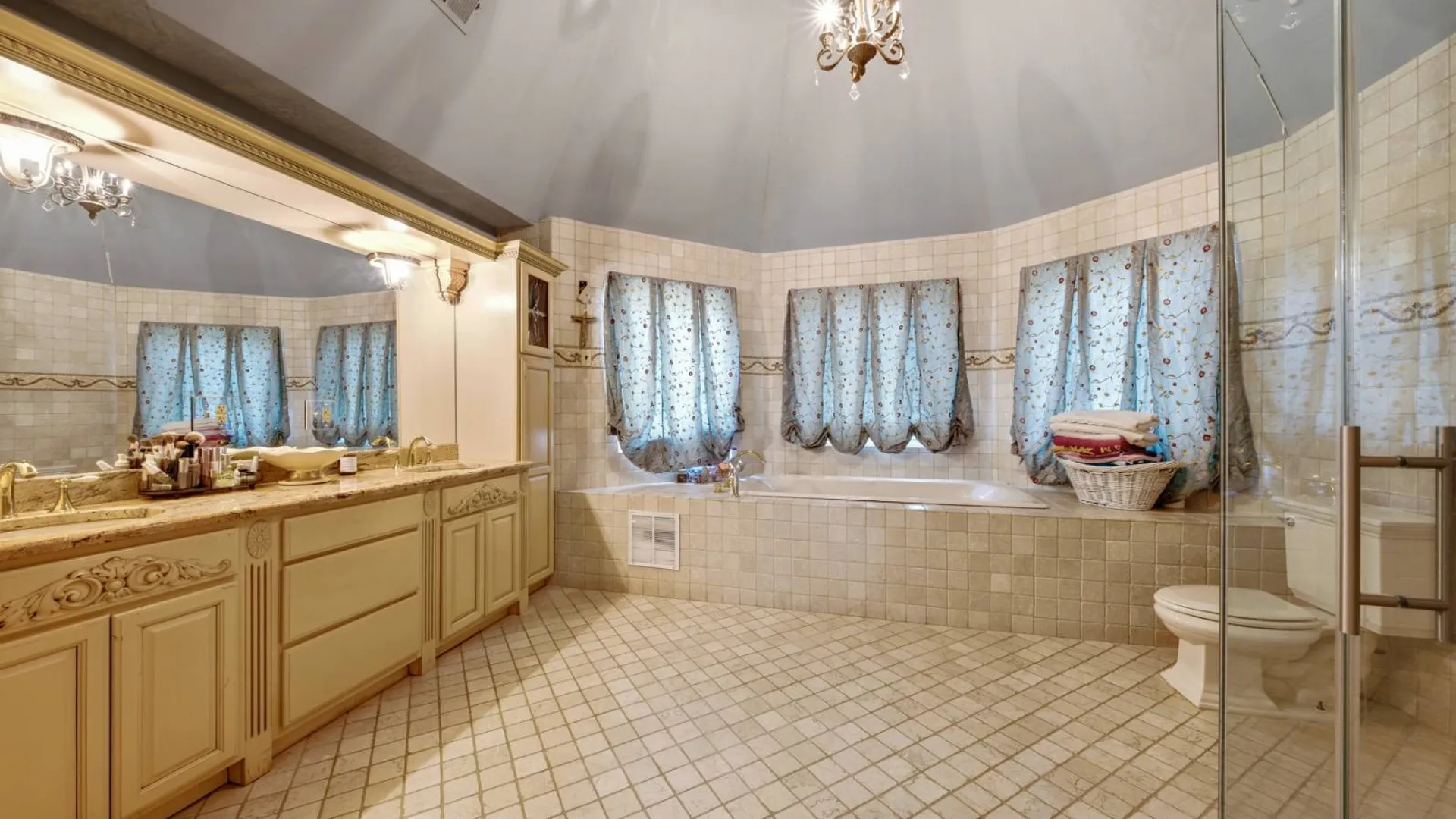 Property at 174 Kemball Ave, Staten Island, NY 10314 19
