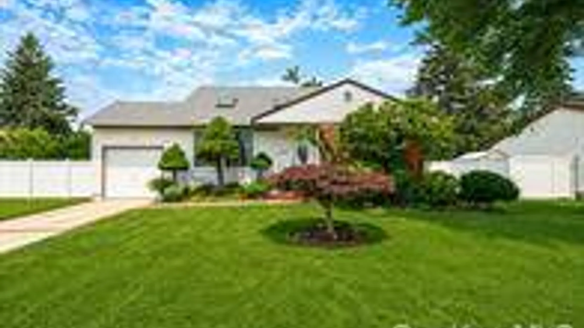 Property at 27 Ventura Drive, North Babylon, NY 11703 2