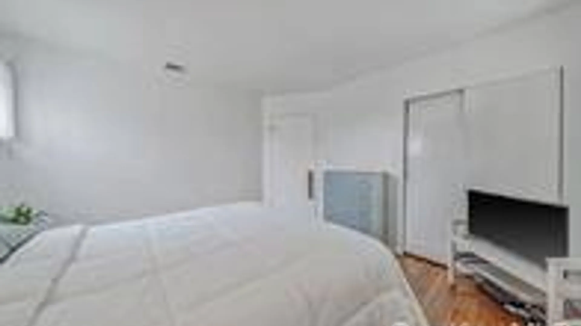Property at 27 Ventura Drive, North Babylon, NY 11703 20