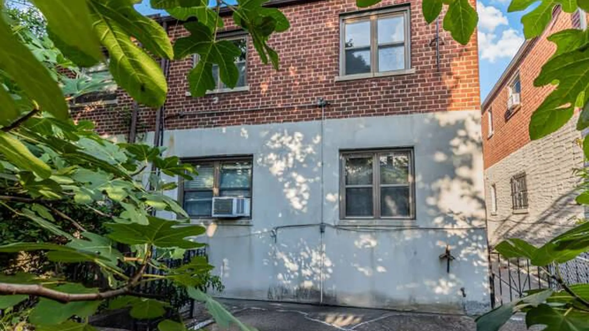 Property at 1863 Williamsbridge Rd, Bronx, NY 10461 12