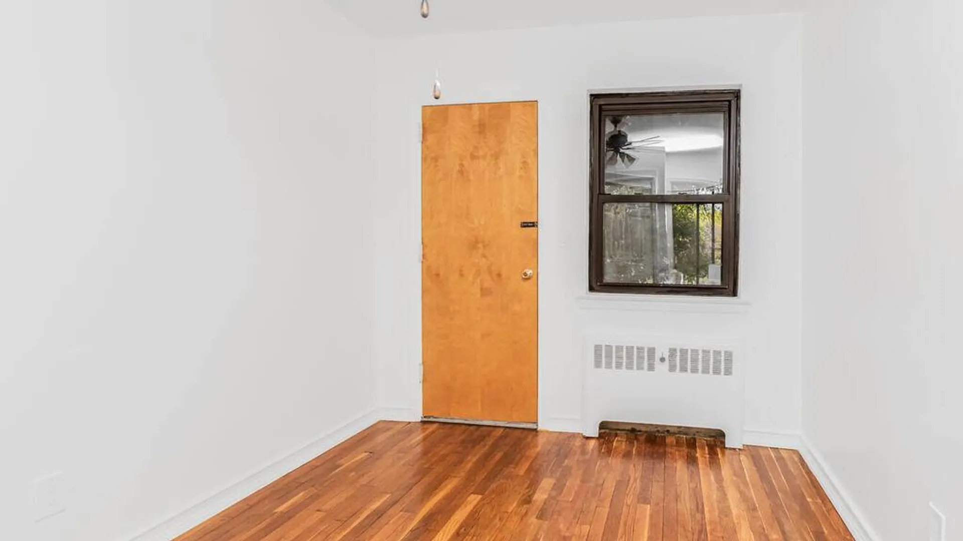 Property at 1863 Williamsbridge Rd, Bronx, NY 10461 14