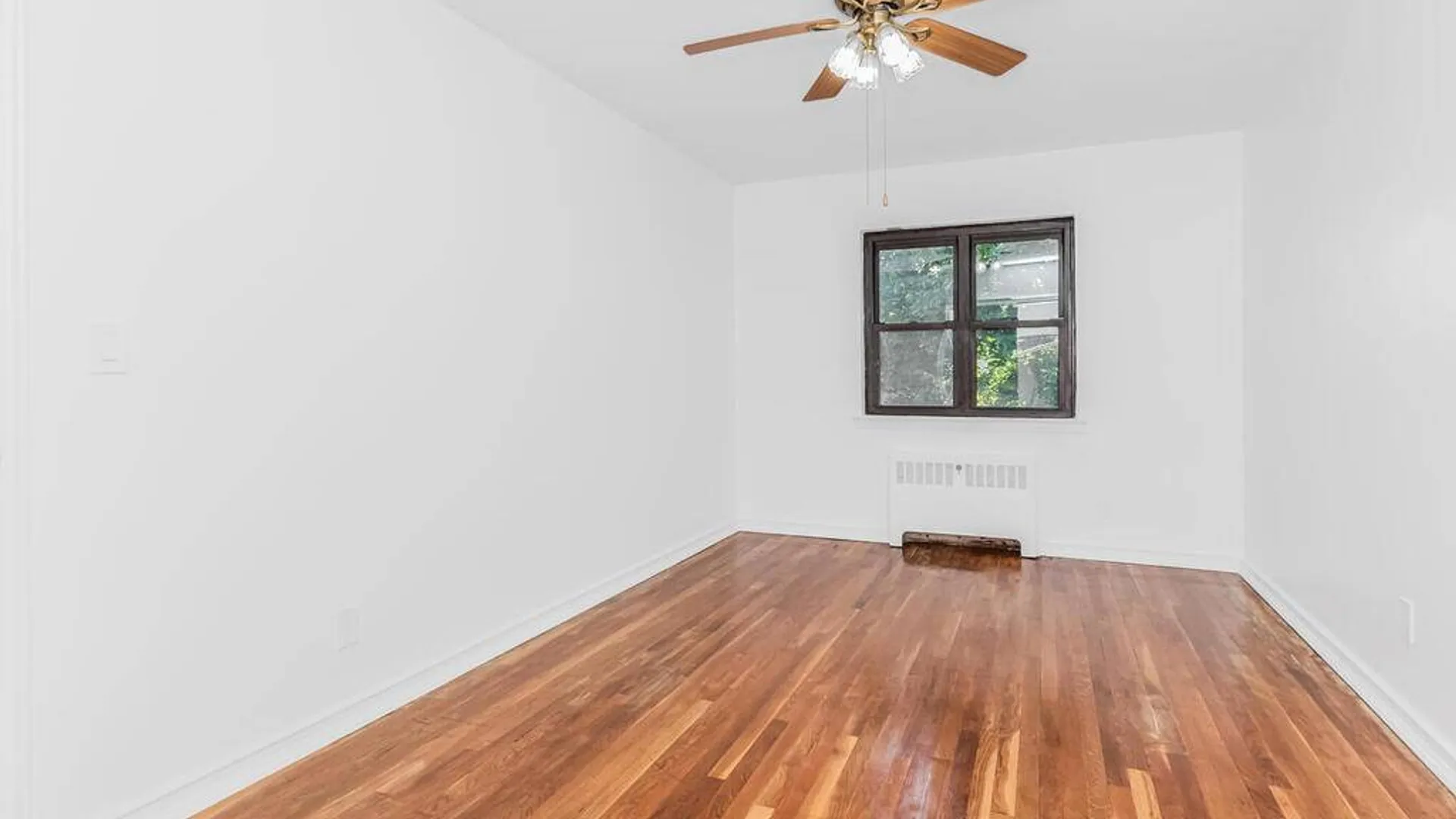 Property at 1863 Williamsbridge Rd, Bronx, NY 10461 19
