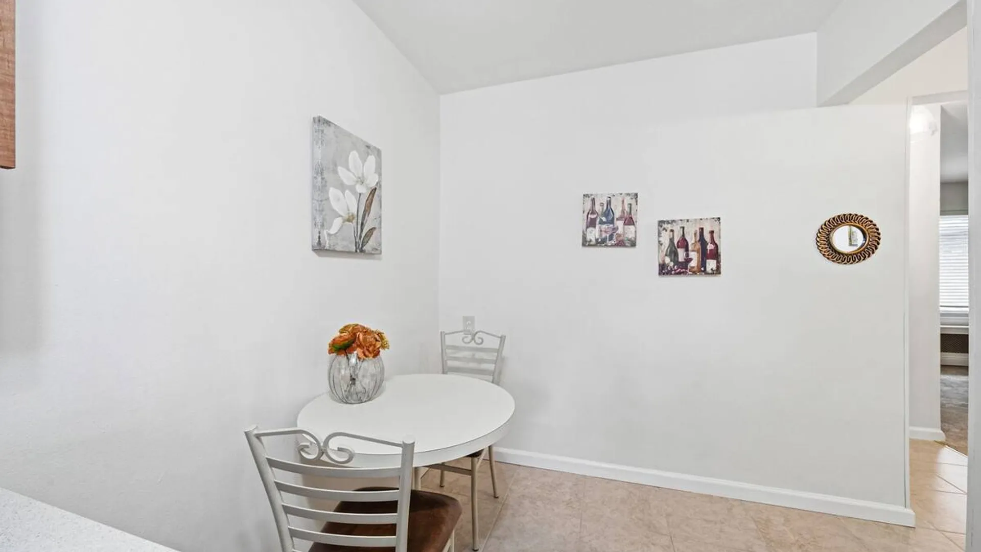 Property at 172 Edmunton, North Babylon, NY 11703 10