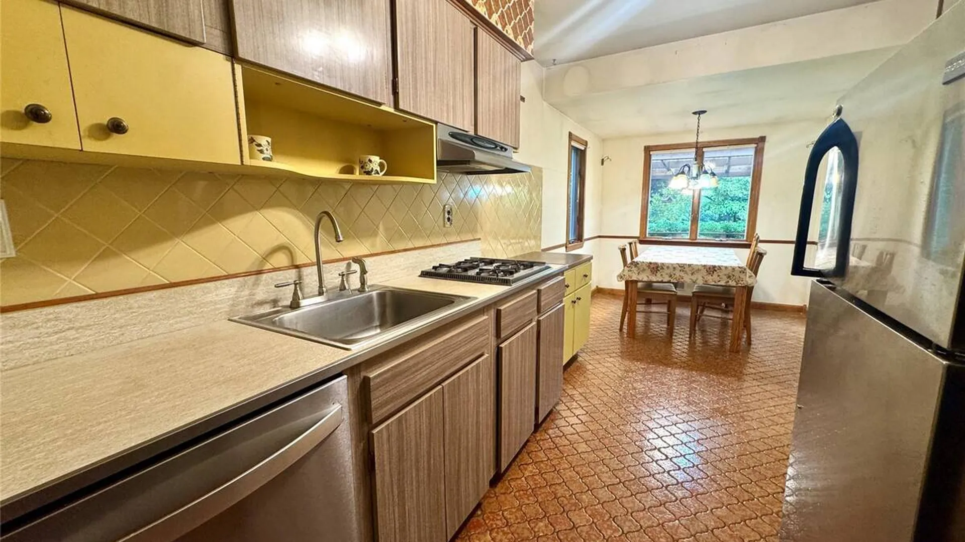 Property at 28 Euclid Avenue, Dix Hills, NY 11746 12
