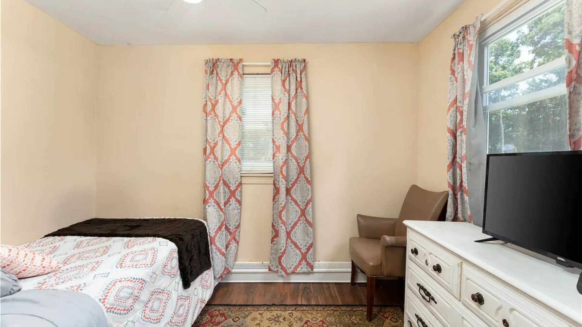 Property at 70 Massachusetts Avenue, Bay Shore, NY 11706 16