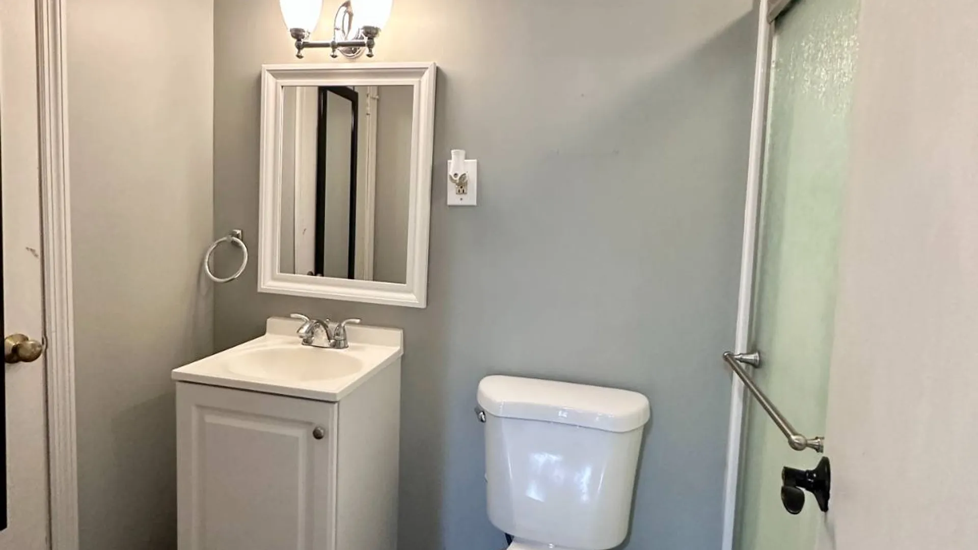 Property at 1800 7th Ave, Watervliet, NY 12189 8