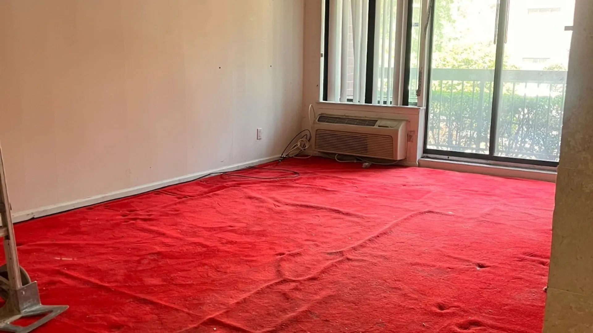 Property at 41 Wellington Ct, Staten Island, NY 10314 11