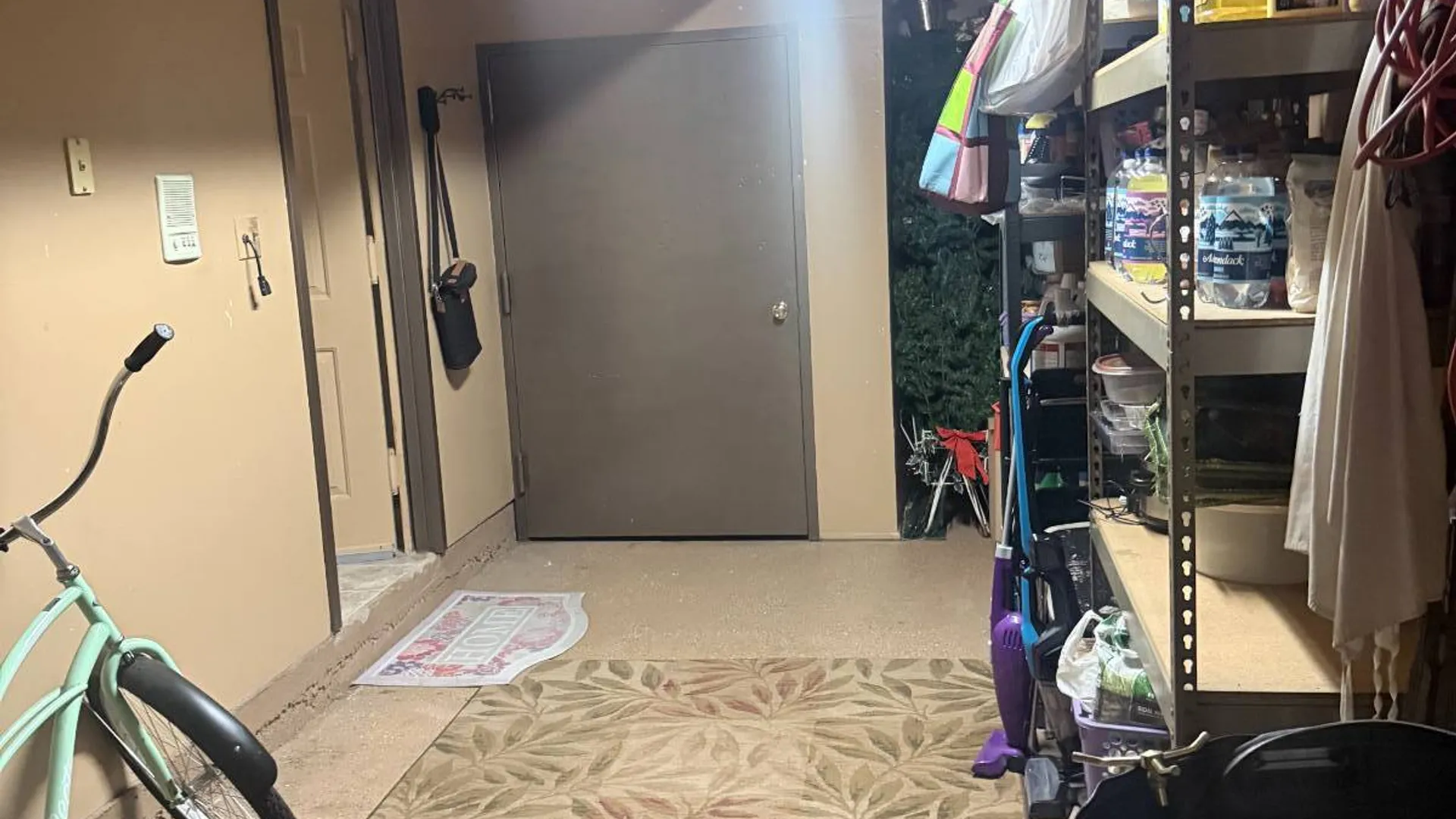 Property at 15 Phyllis Court, Staten Island, NY 10309 6