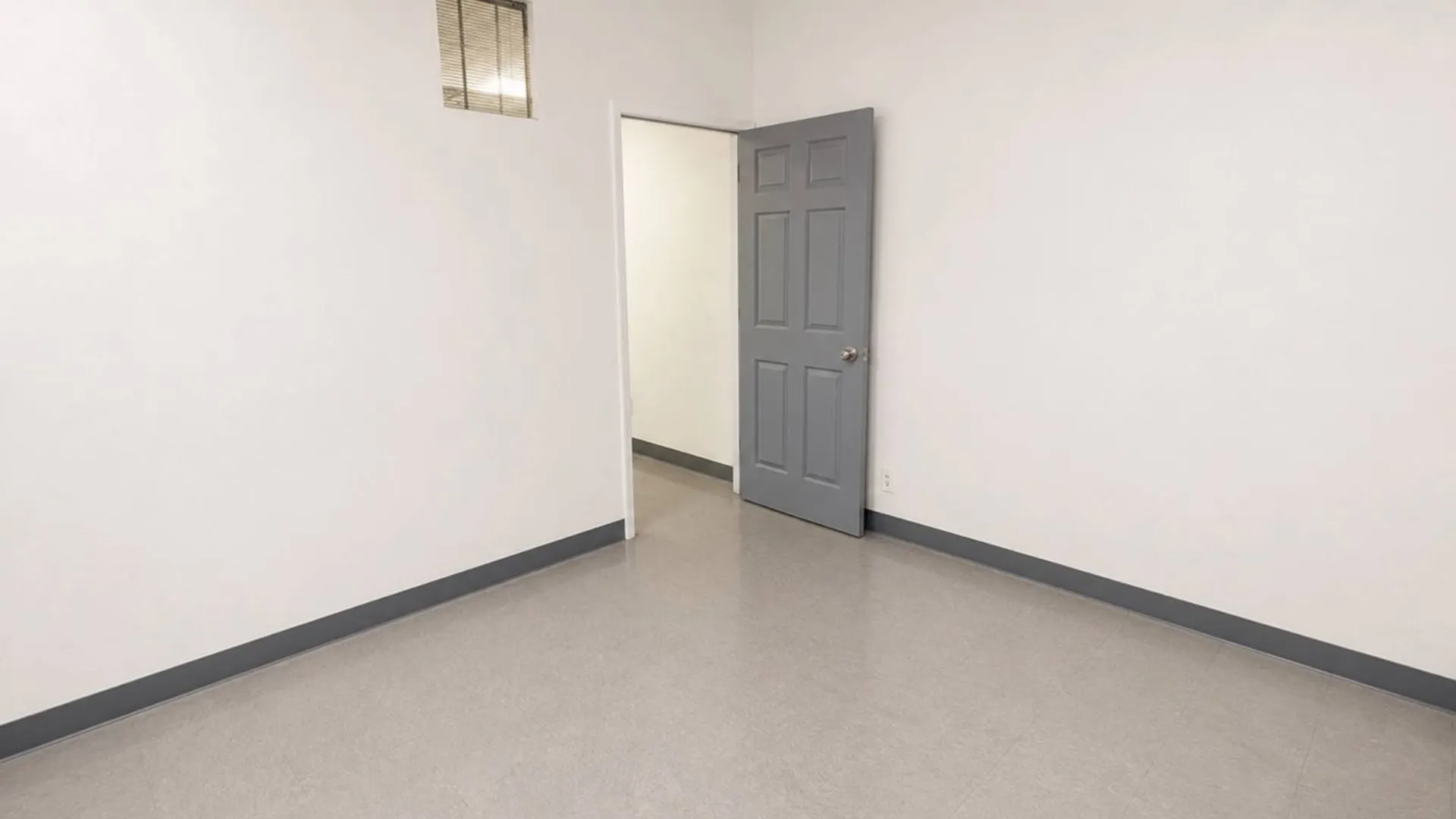 Property at 6224 Myrtle Avenue, Glendale, NY 11385 7