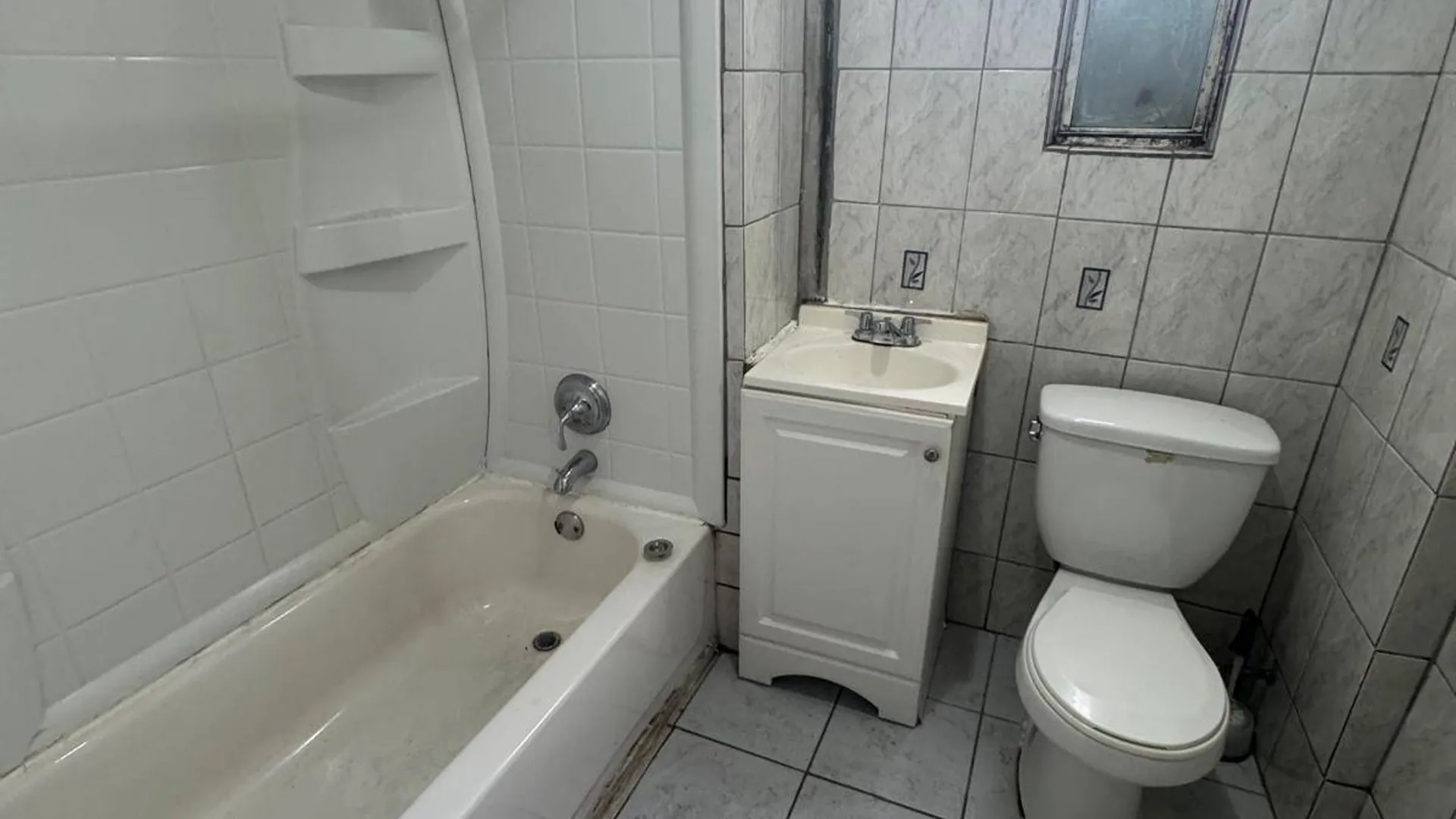 Property at 3628 Bronxwood Ave, Bronx, NY 10469 6
