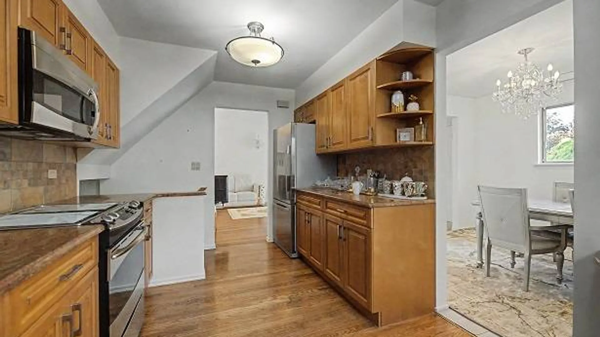Property at 6 Westwind Rd, Yonkers, NY 10710 8