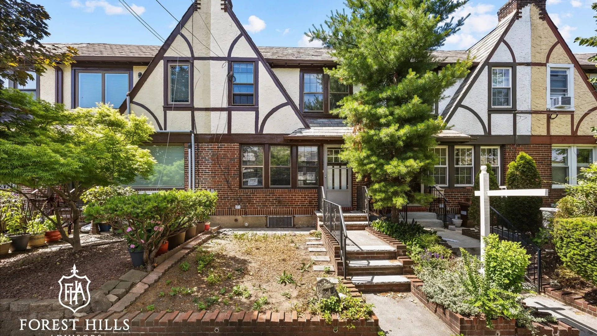Property at 67-102 Dartmouth Street, Forest Hills, NY 11375 3