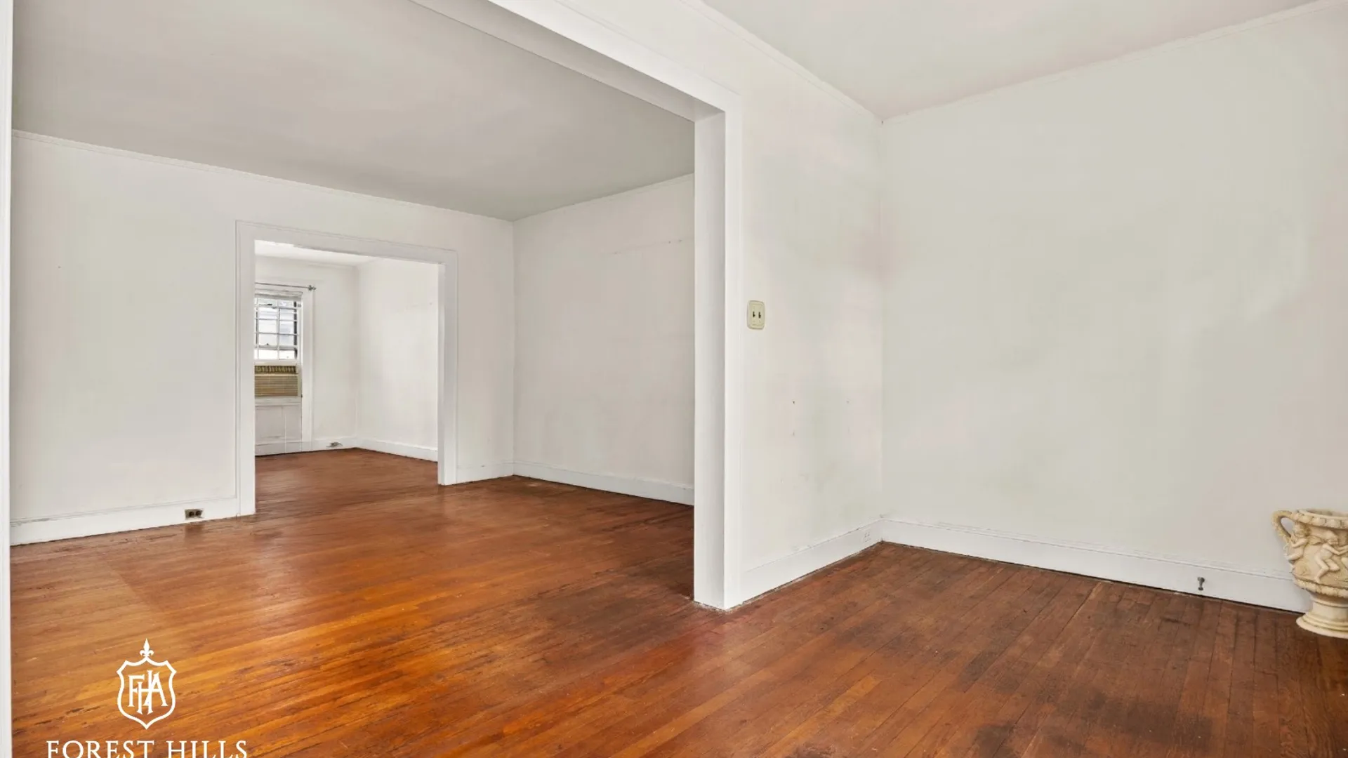 Property at 67-102 Dartmouth Street, Forest Hills, NY 11375 6