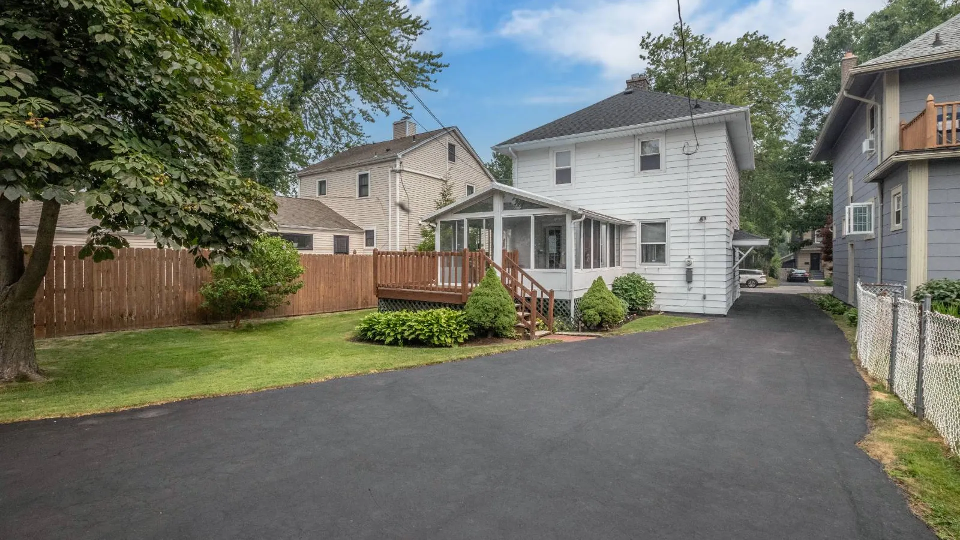 Property at 177 Kings Hwy, Amherst, NY 14226 8