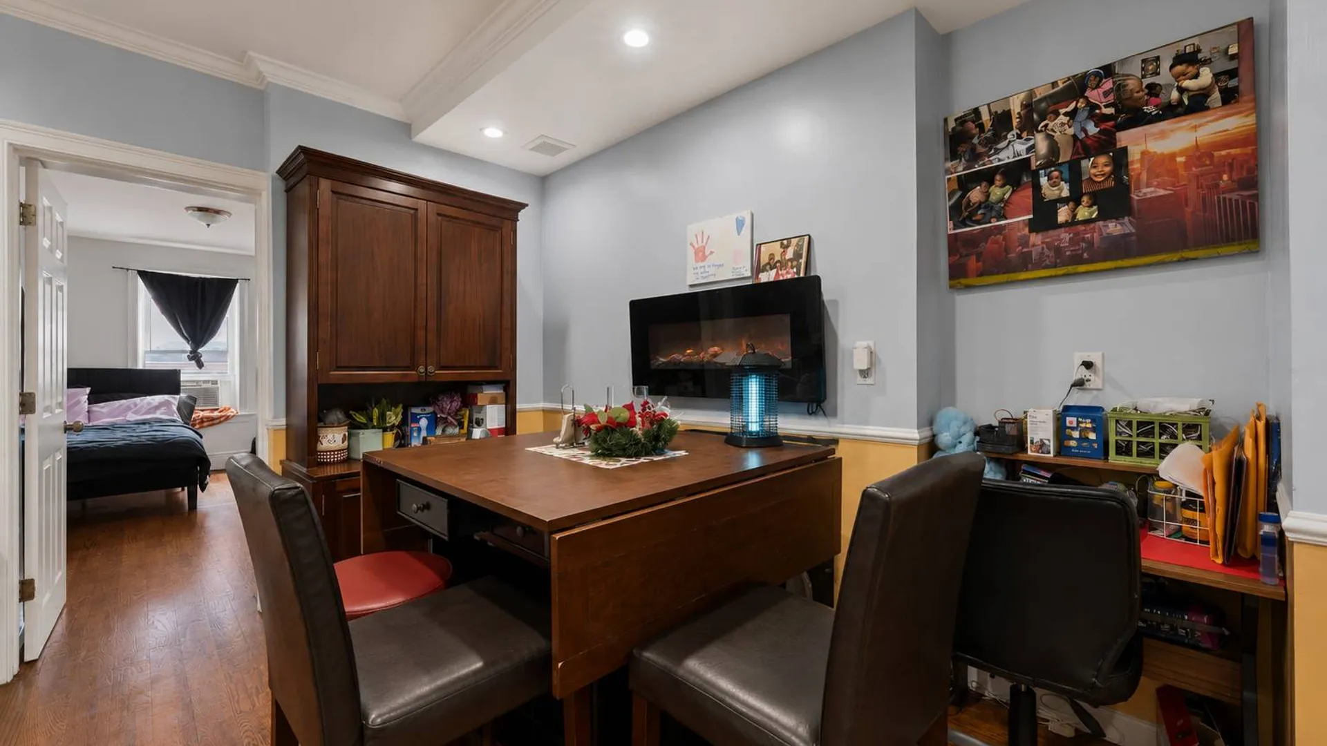 Property at 960 E 221st Street, New York, NY 10469 11