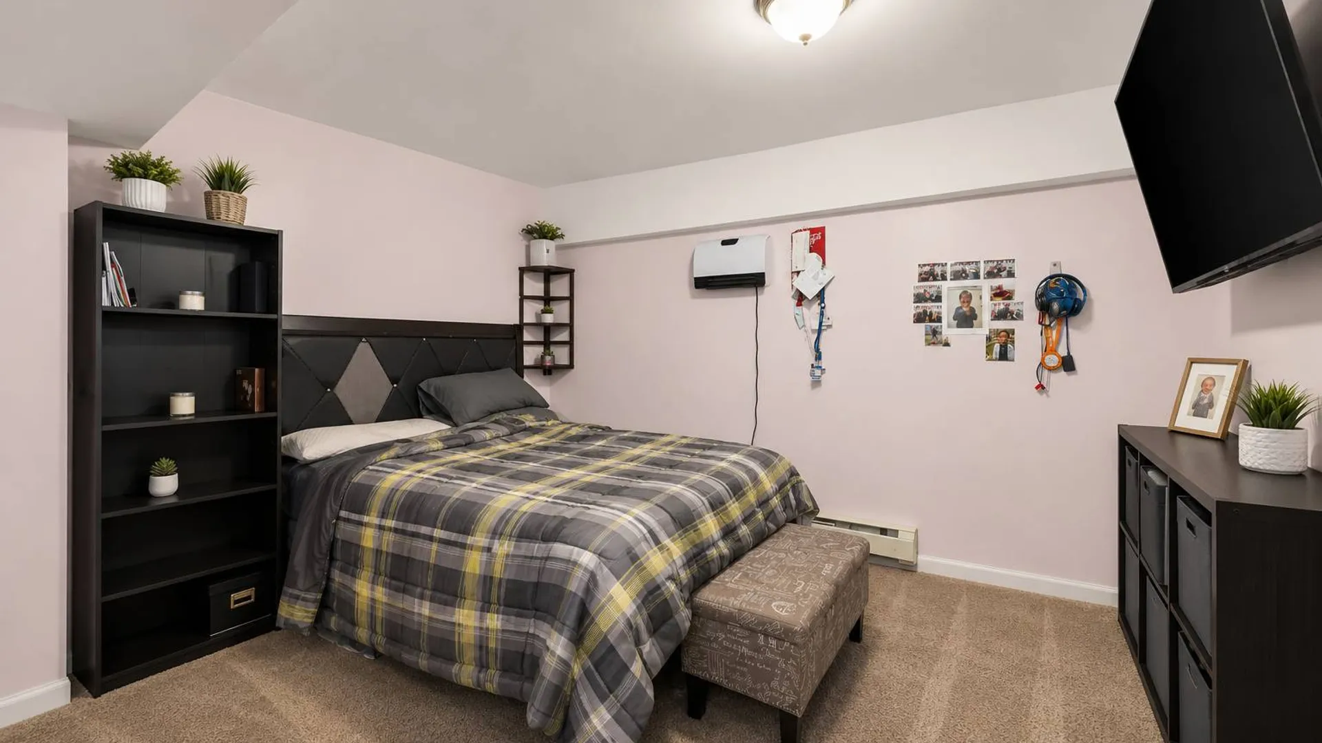Property at 960 E 221st Street, New York, NY 10469 13