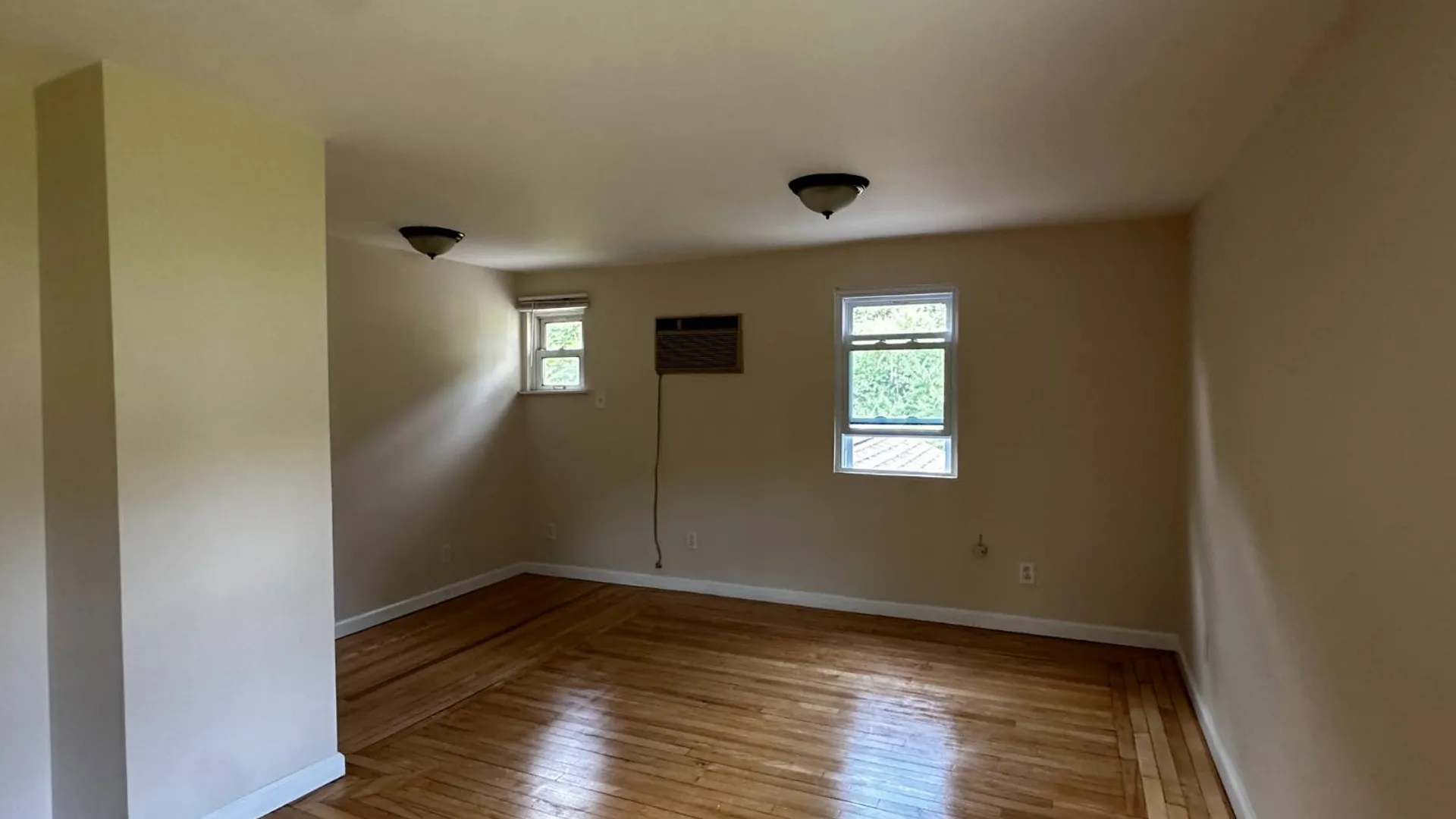 Property at 245 Lattintown Rd, Marlboro, NY 12542 12