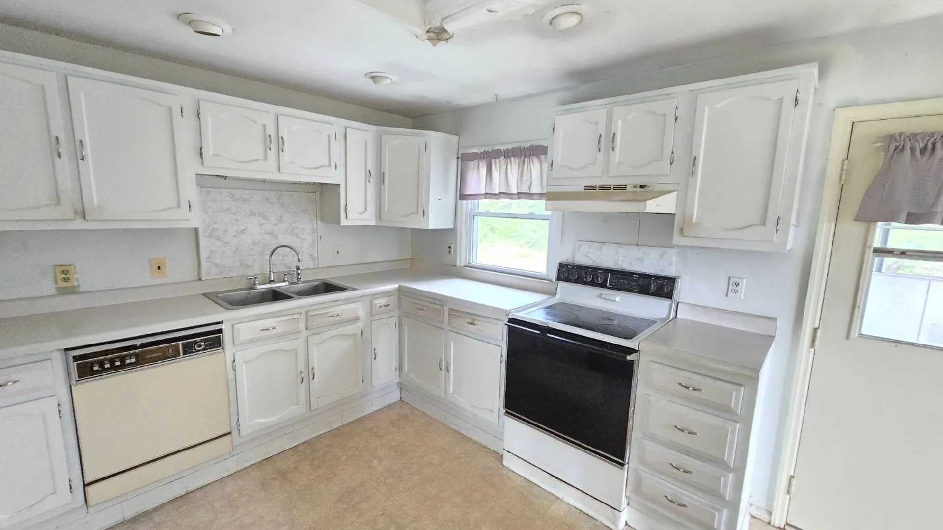 Property at 1425 State Route 32, Wallkill, NY 12589 6