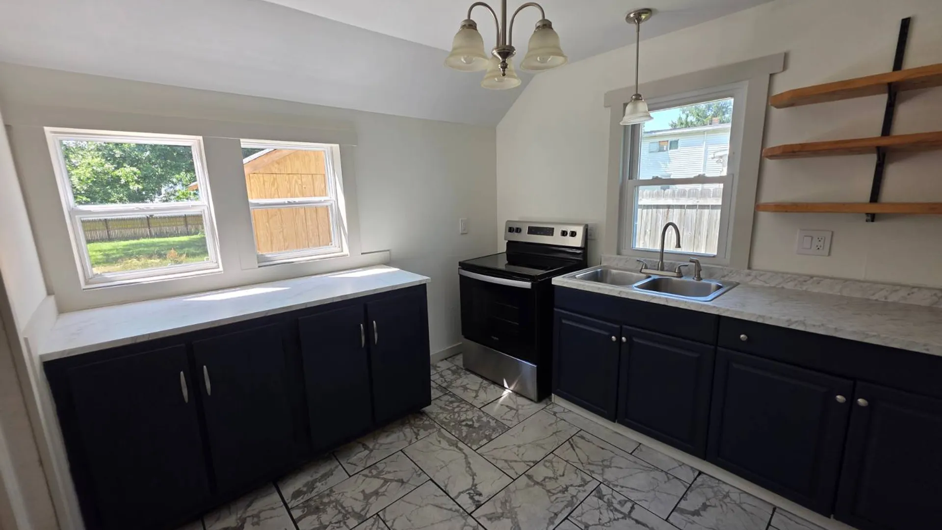 Property at 113 Riverview Parkway N, Rome, NY 13440 5