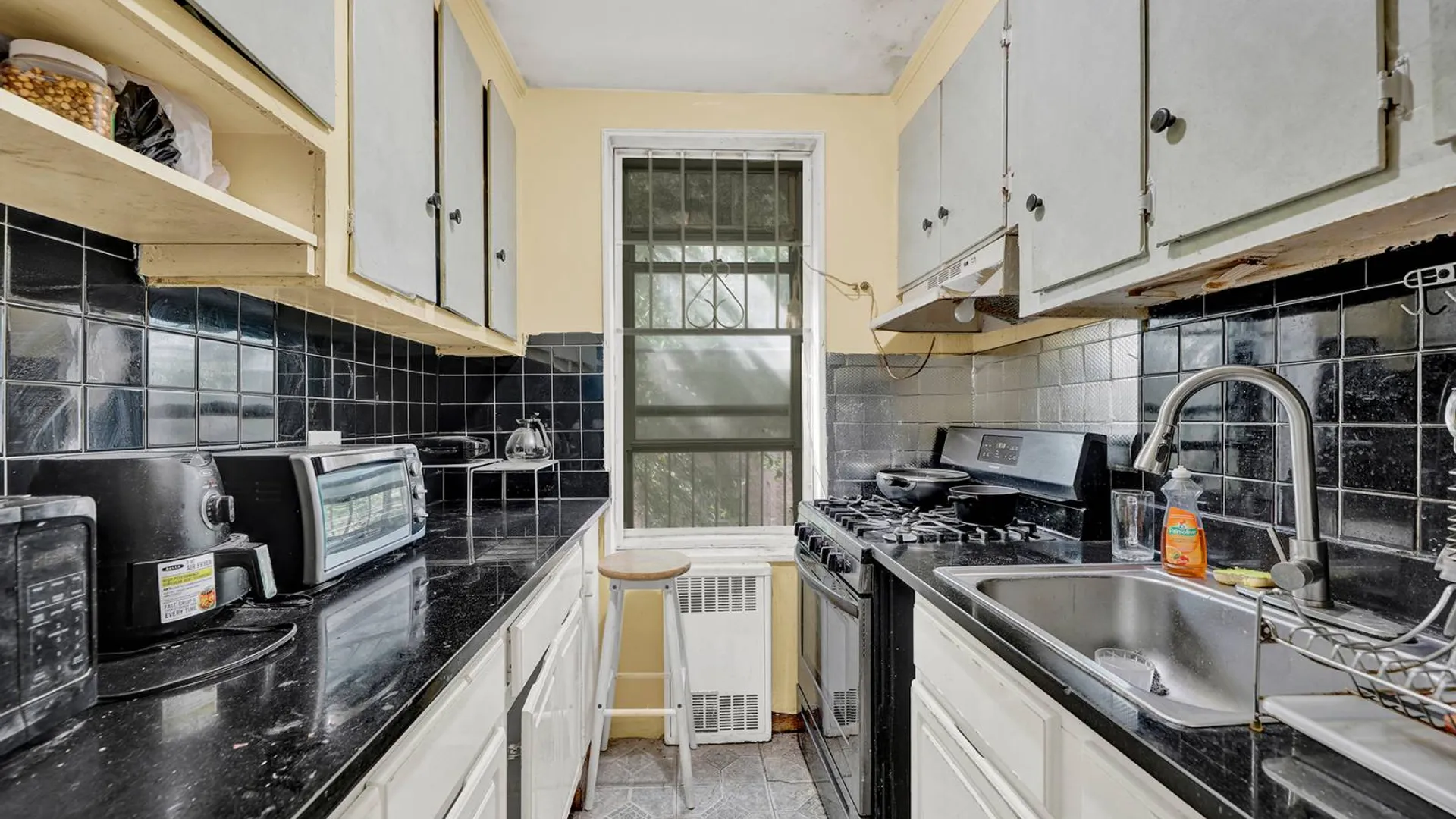 Property at 2165 Brigham St, Brooklyn, NY 11229 9