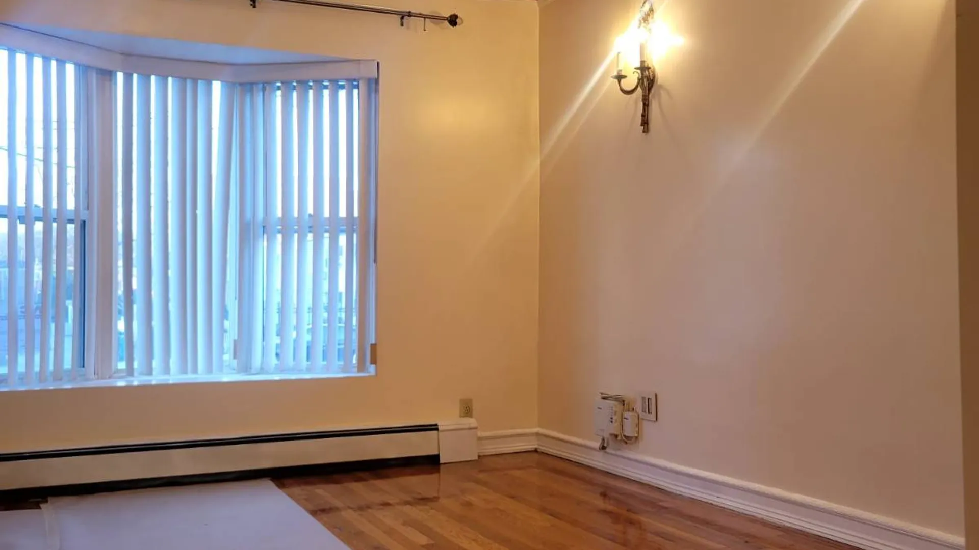 Property at 4161 Laconia Ave, Bronx, NY 10466 15